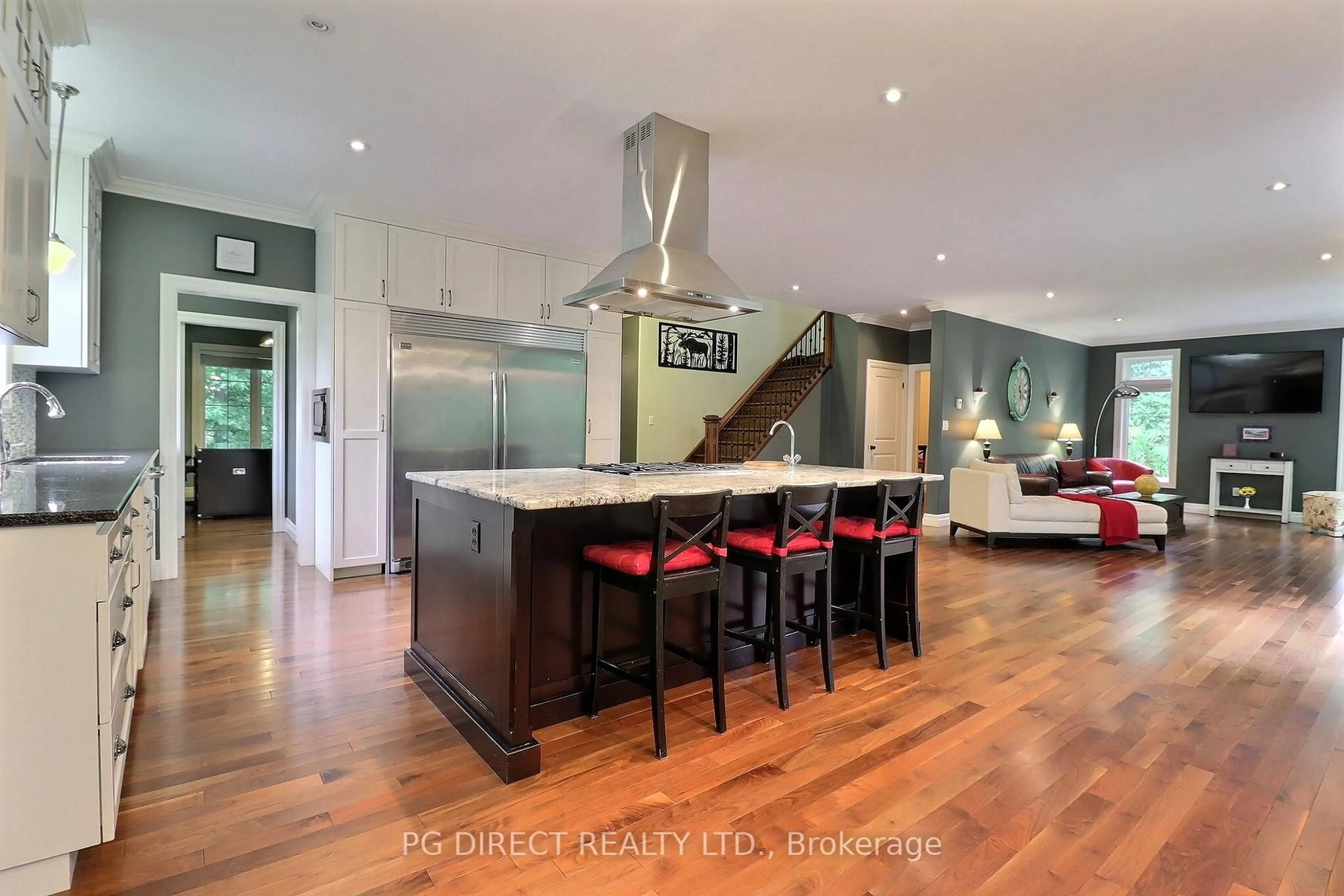 Open concept kitchen, unknown for 624 Devonshire Ave, Woodstock Ontario N4S 5R2