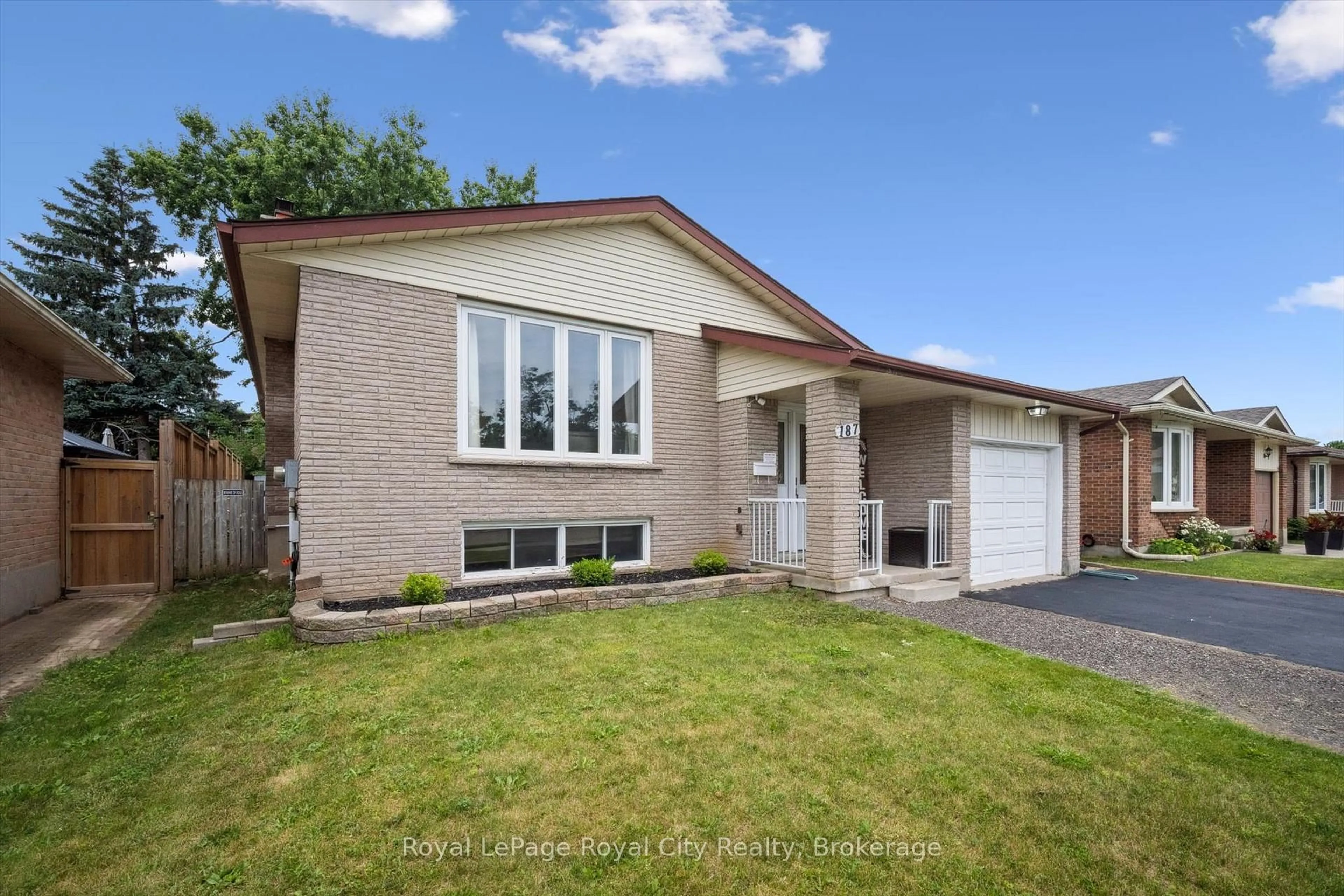 Home with brick exterior material, street for 187 The Country Way, Kitchener Ontario N2E 2T5