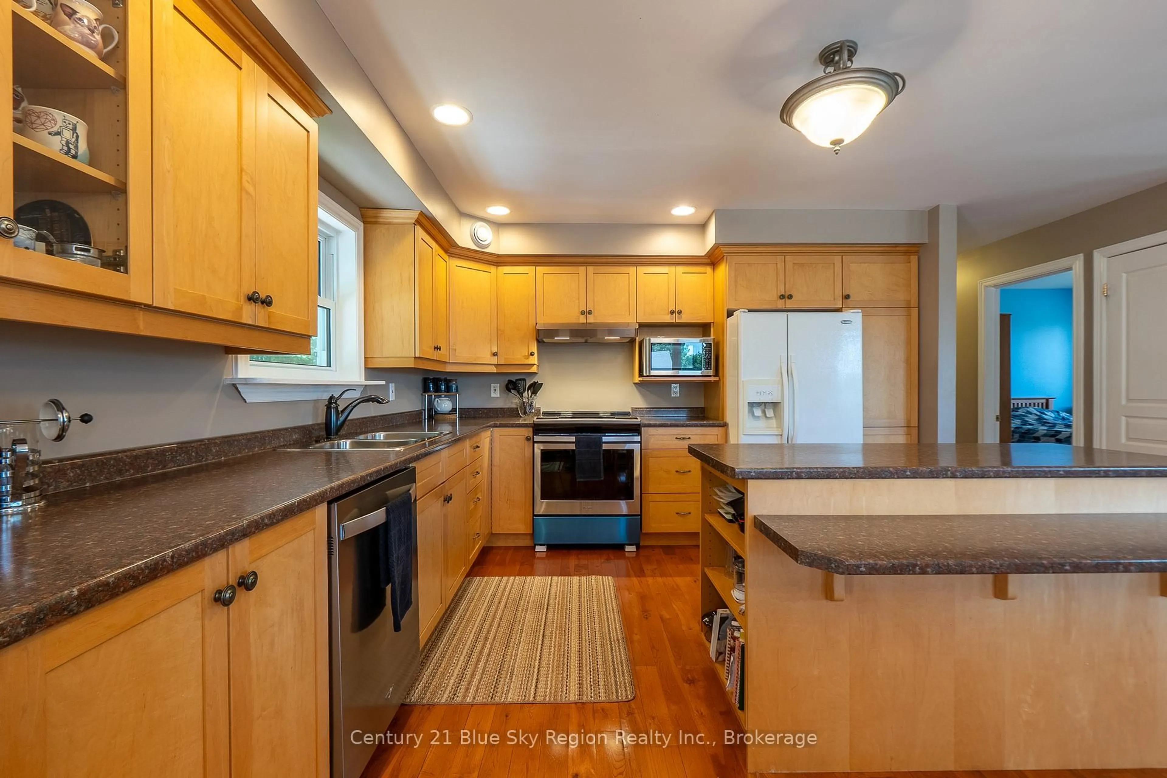 Standard kitchen, unknown for 38 Pleasantview Pl, Callander Ontario P0H 1H0