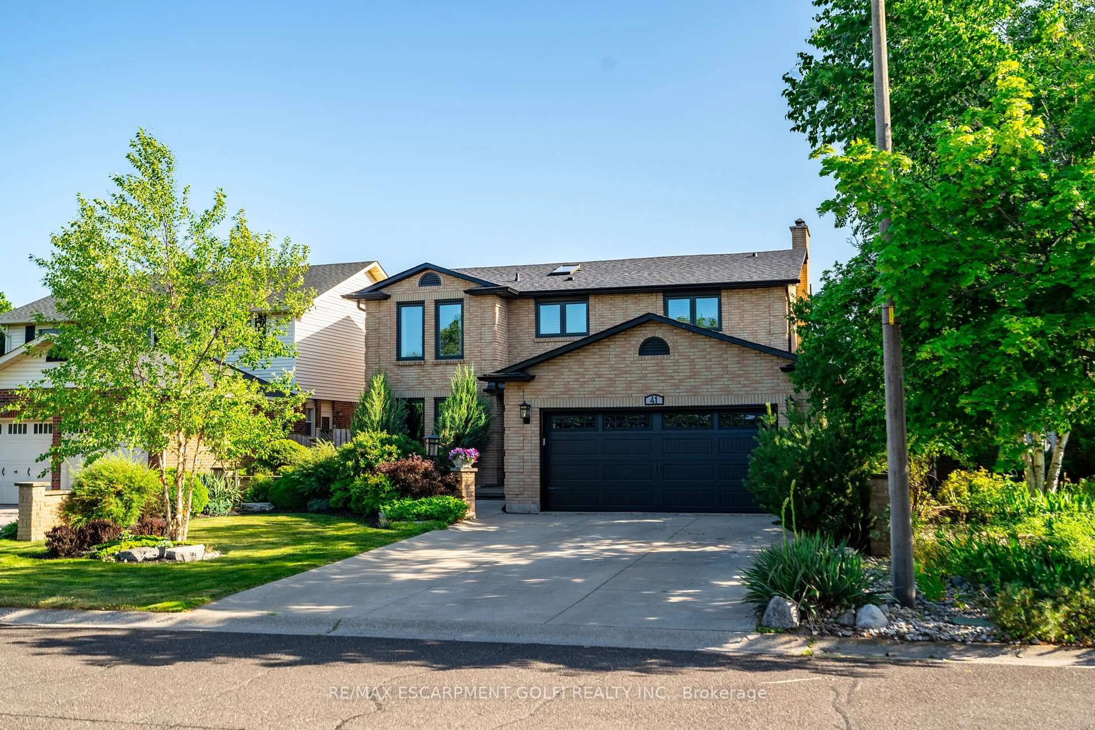 Home with brick exterior material, street for 41 Hearthside Cres, Hamilton Ontario L8E 4L7