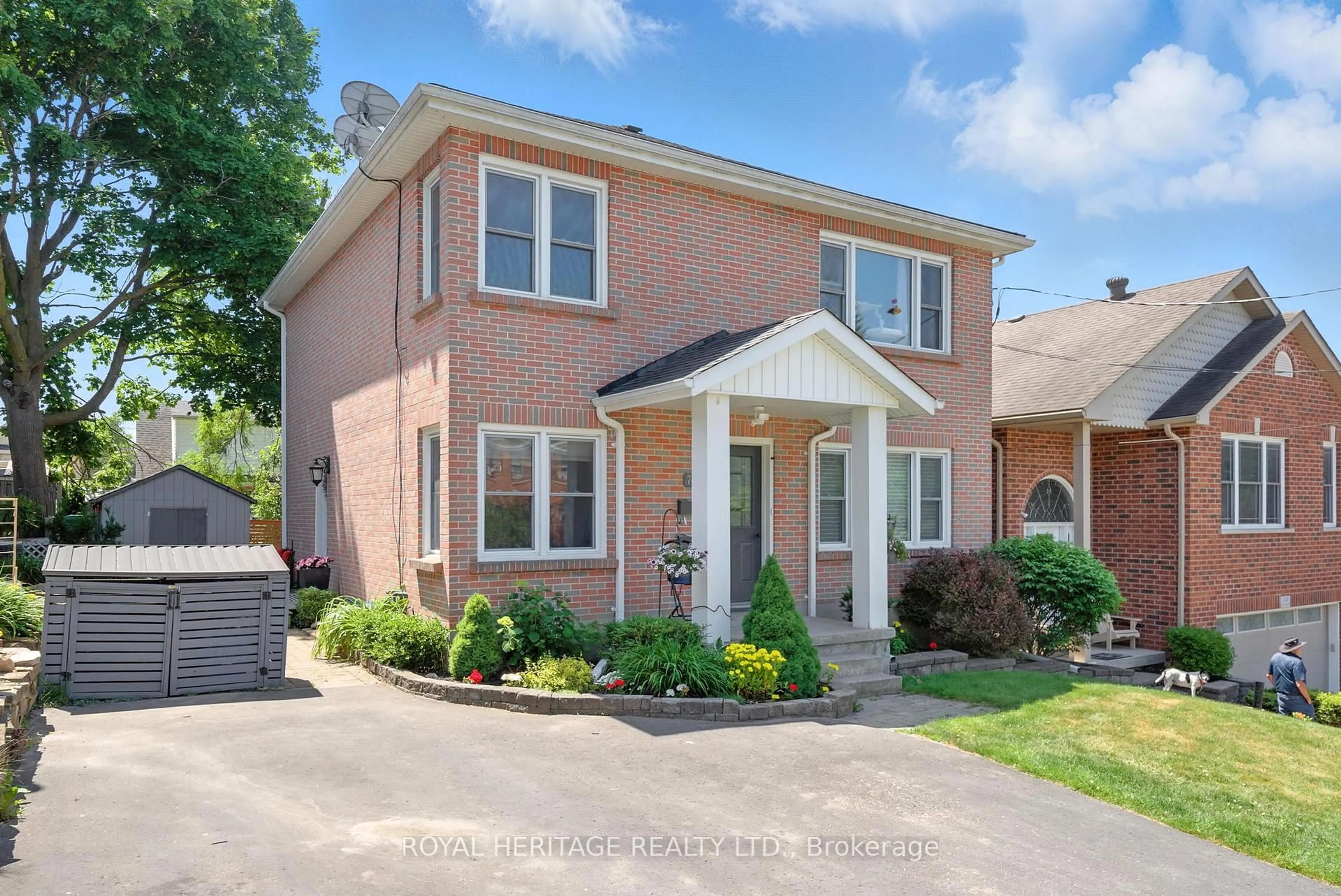 Home with brick exterior material, street for 713 Maryland Ave, Peterborough Central Ontario K9J 4P5