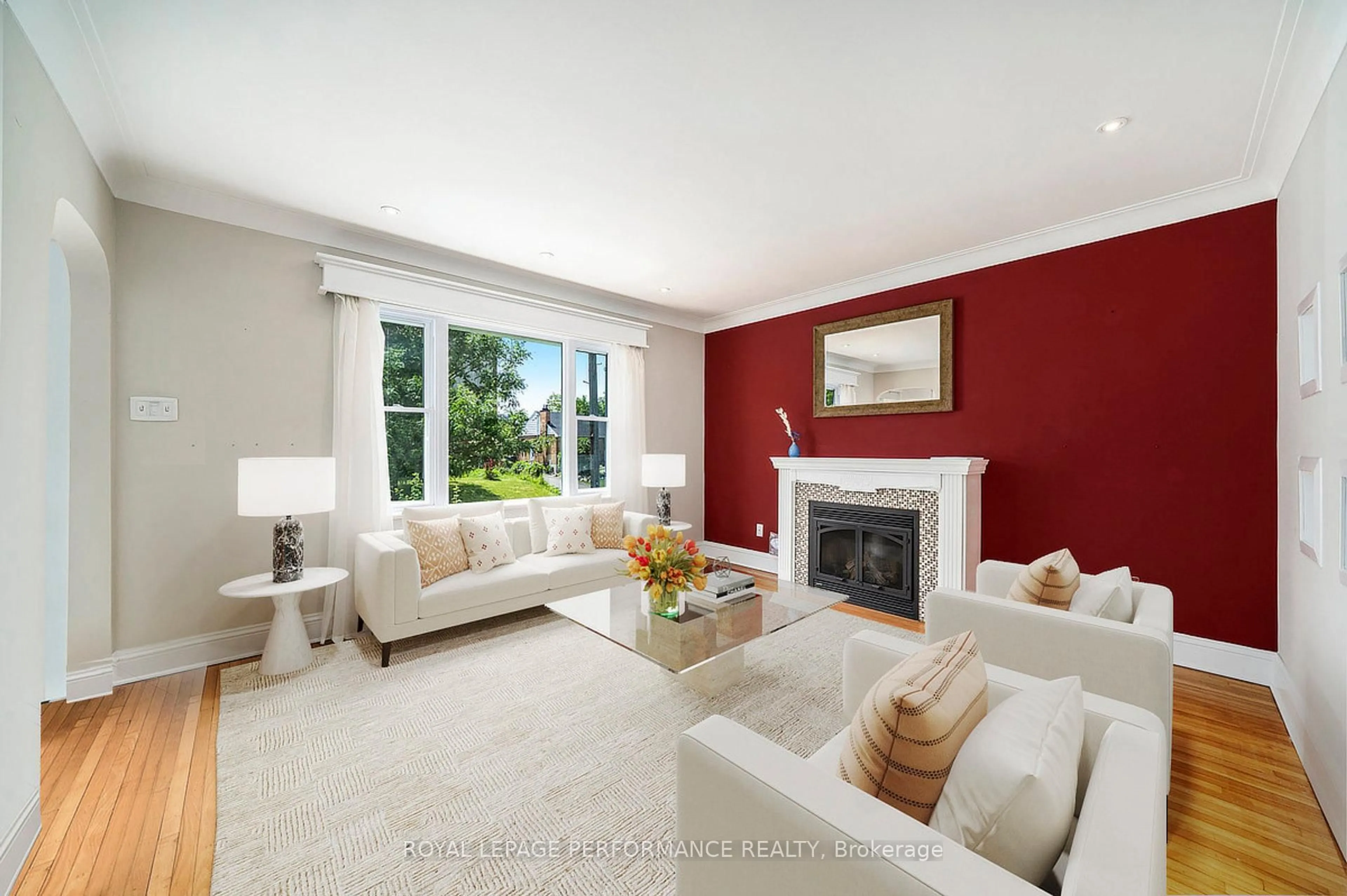 Living room with furniture, unknown for 1245 Randall Ave, Ottawa Ontario K1H 7P9