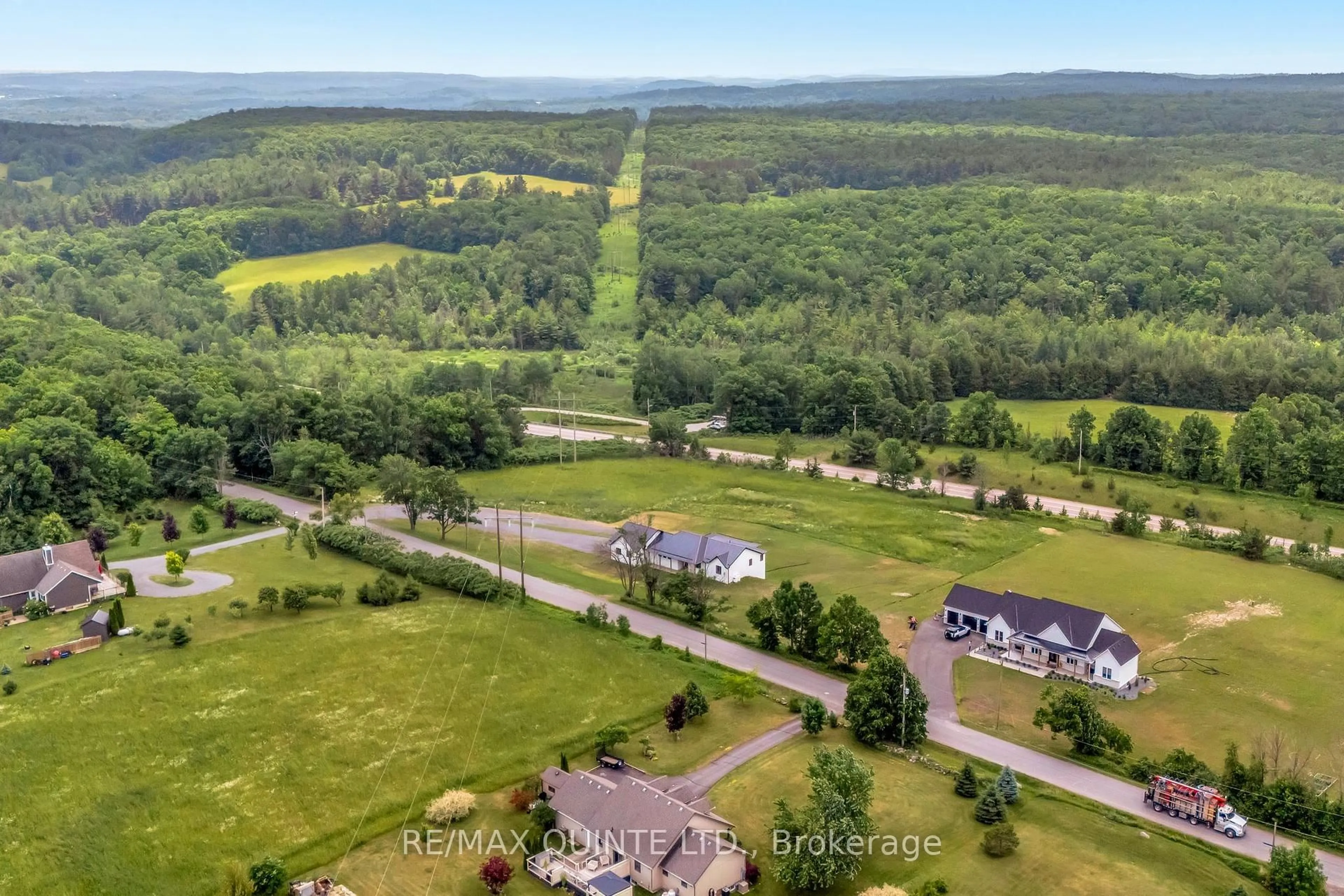 A pic from outside/outdoor area/front of a property/back of a property/a pic from drone, mountain view for 171 Pine Hill Cres, Stirling Ontario K0K 3E0