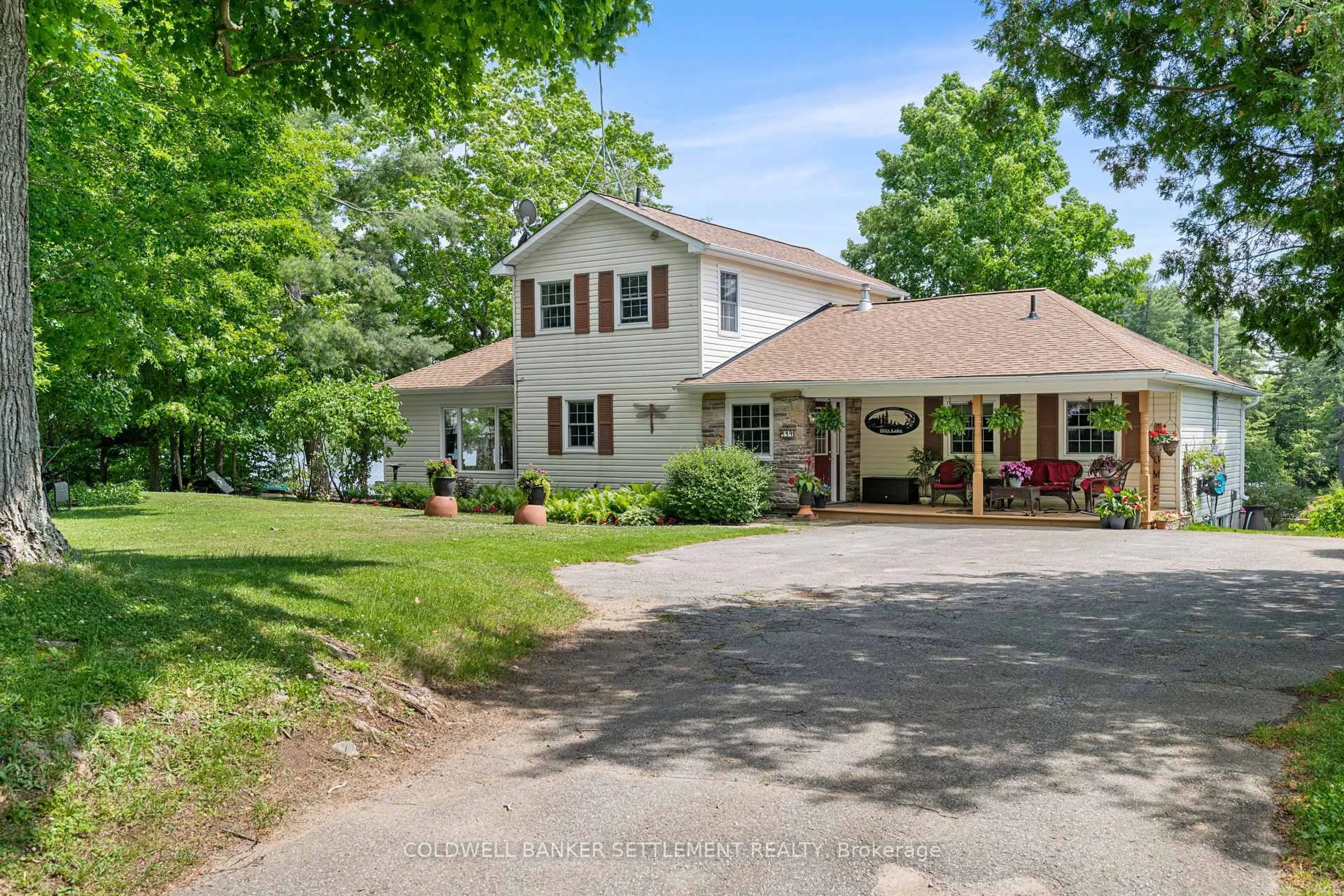 A pic from outside/outdoor area/front of a property/back of a property/a pic from drone, street for 111 Loon Dr, Perth Ontario K7H 0E2