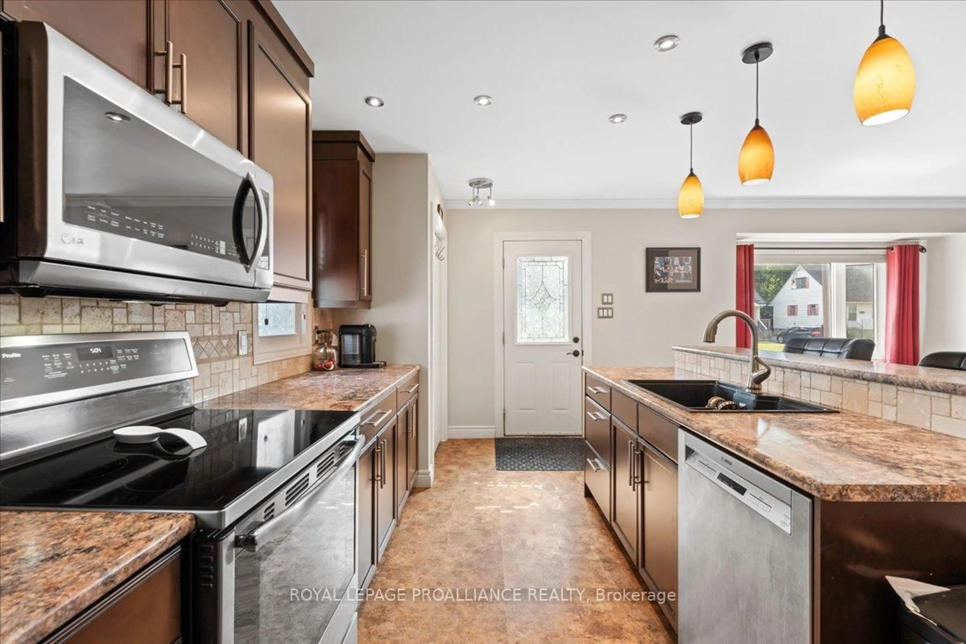 Contemporary kitchen, ceramic/tile floor for 9 Sixth St, Belleville Ontario K8N 4S4
