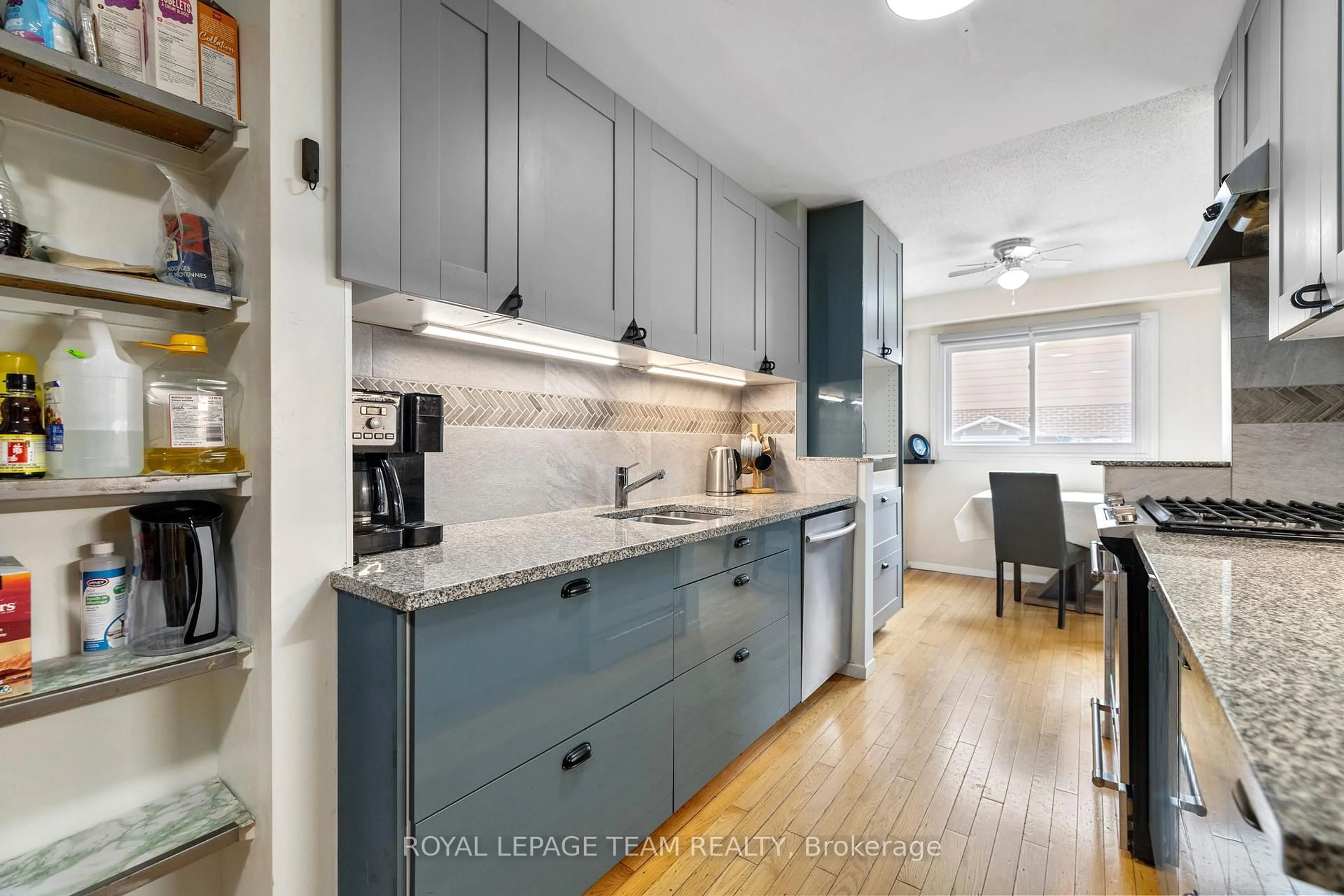 Open concept kitchen, ceramic/tile floor for 2245 Orient Park Dr, Ottawa Ontario K1B 4W3