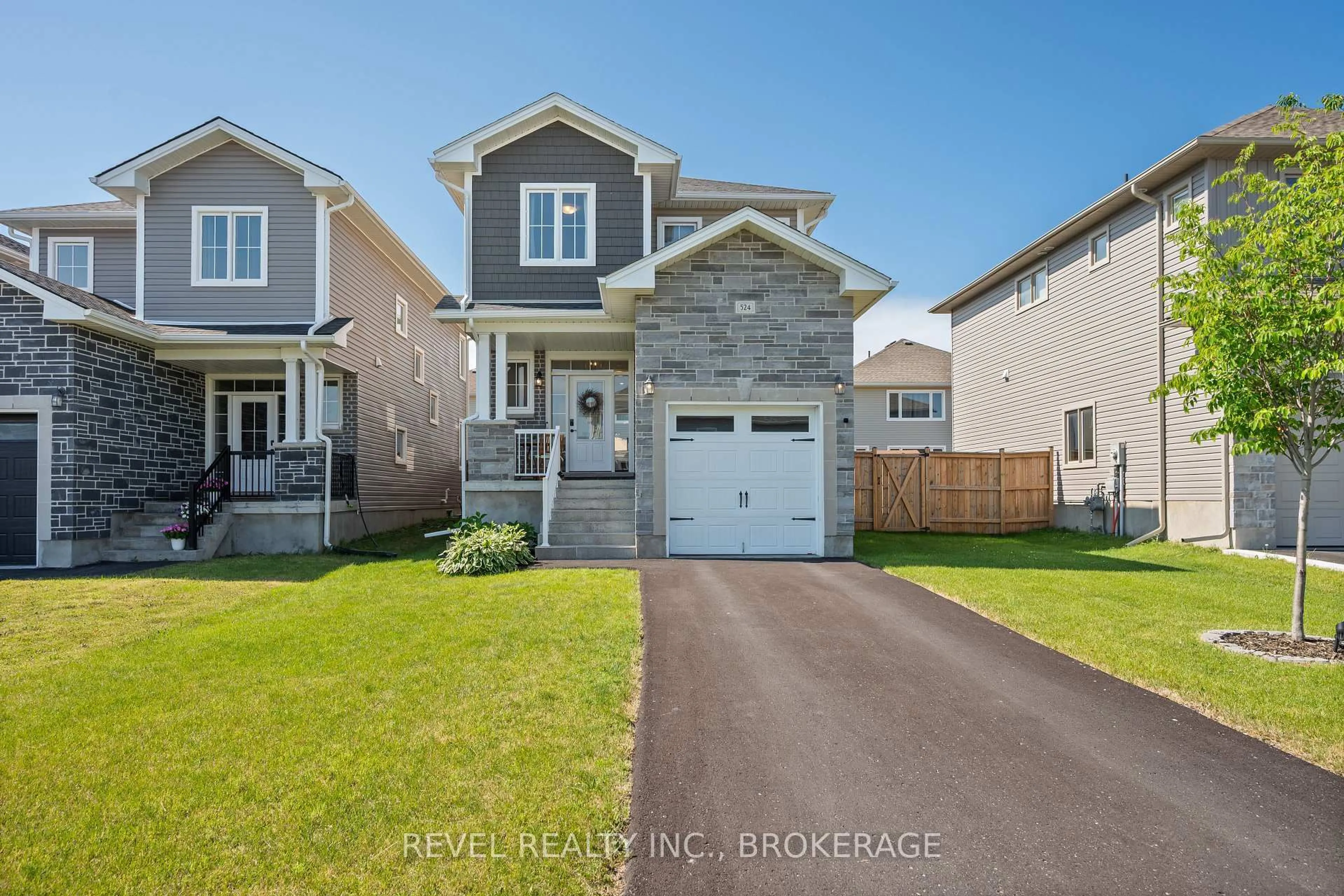 Home with vinyl exterior material, street for 524 Beth Cres, Kingston Ontario K7P 0K9