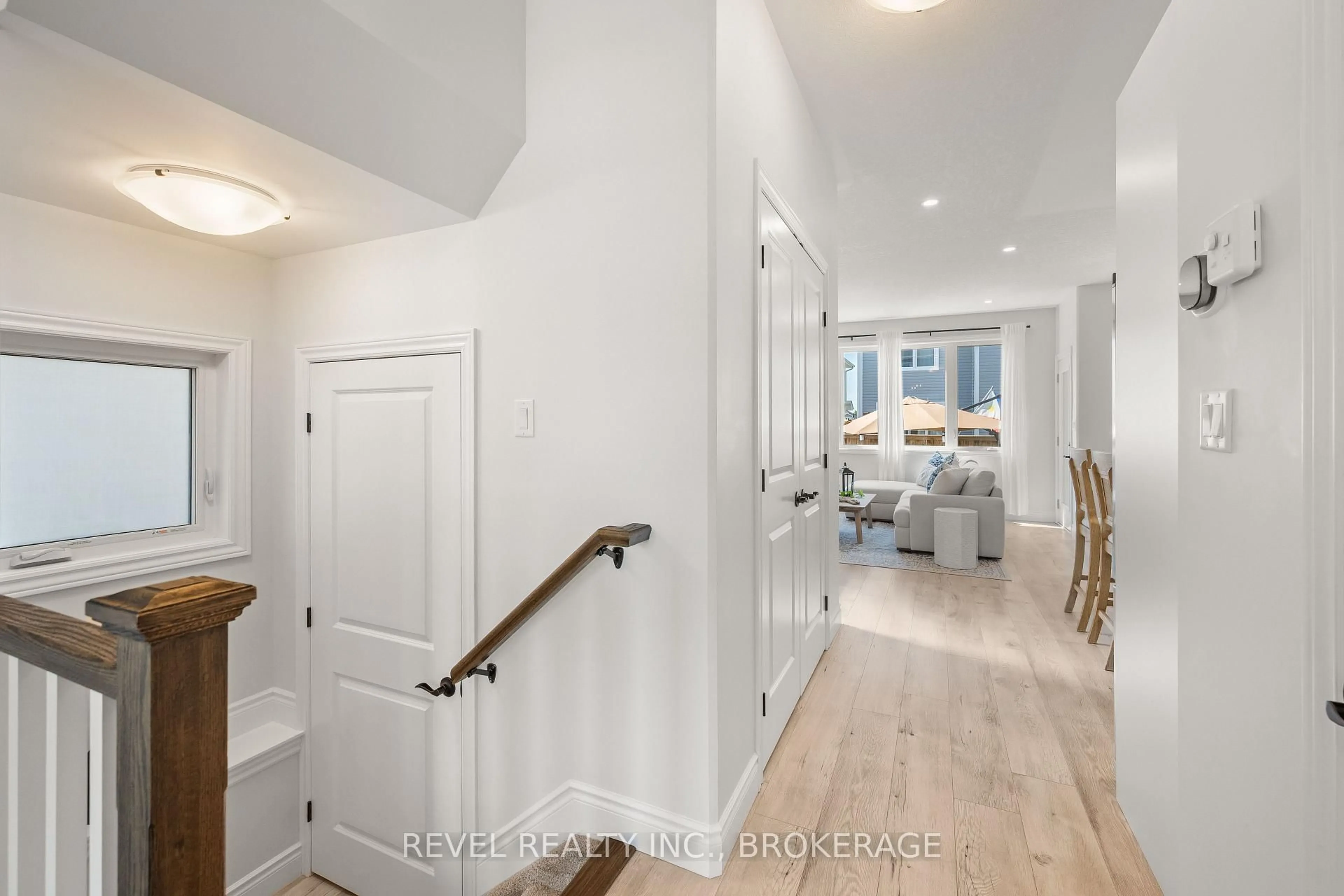 Indoor entryway for 524 Beth Cres, Kingston Ontario K7P 0K9