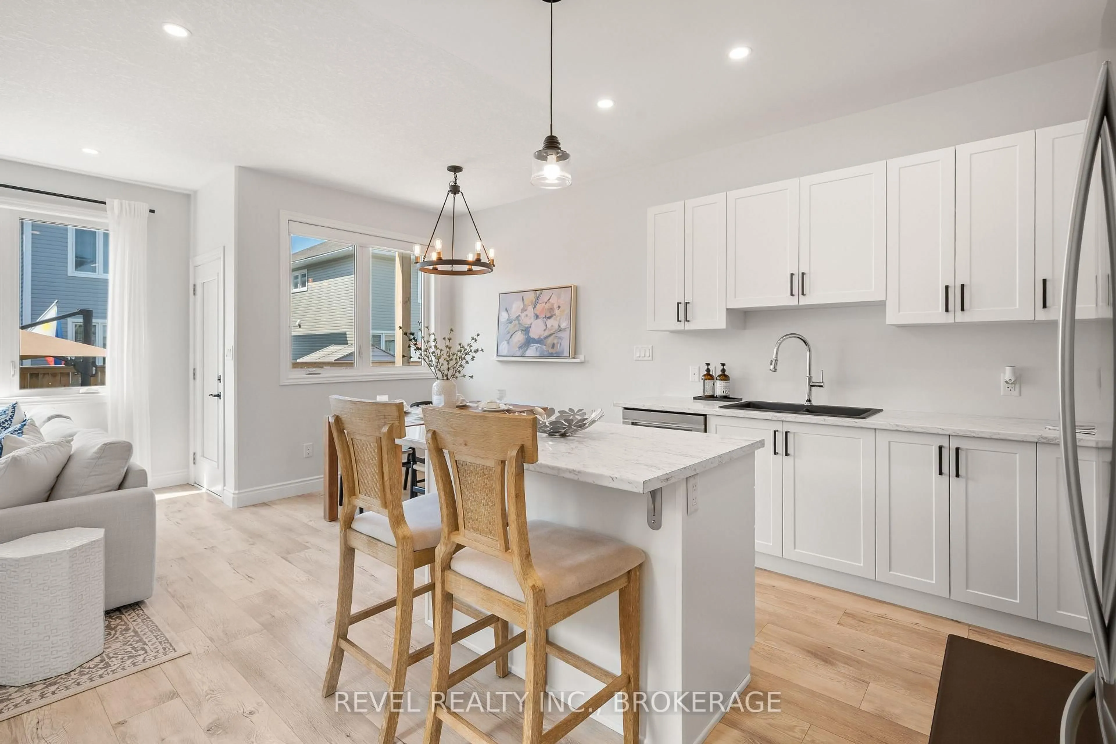 Open concept kitchen, unknown for 524 Beth Cres, Kingston Ontario K7P 0K9
