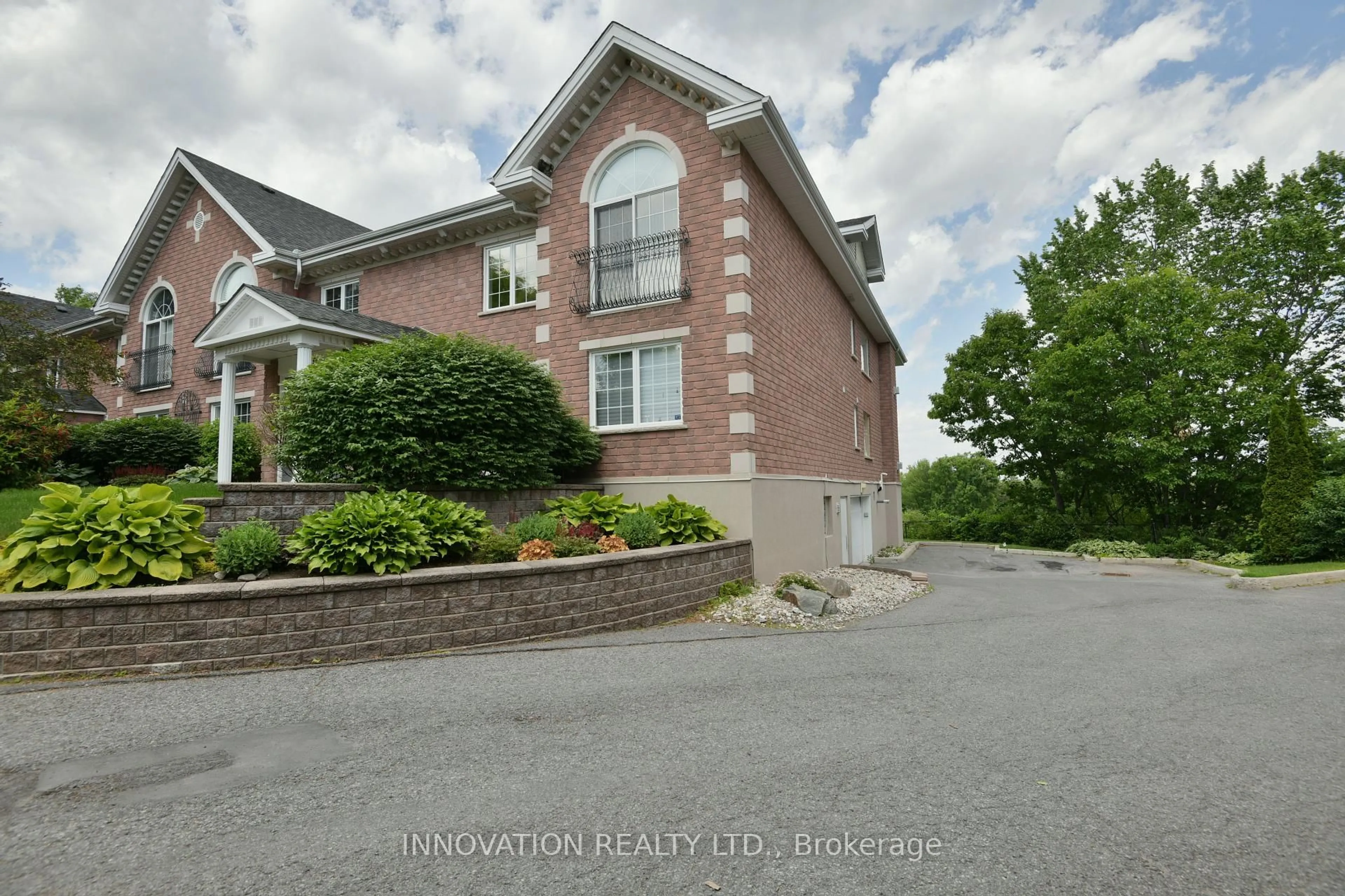 A pic from outside/outdoor area/front of a property/back of a property/a pic from drone, mountain view for 150 Robson Crt #2C, Ottawa Ontario K2K 2W1