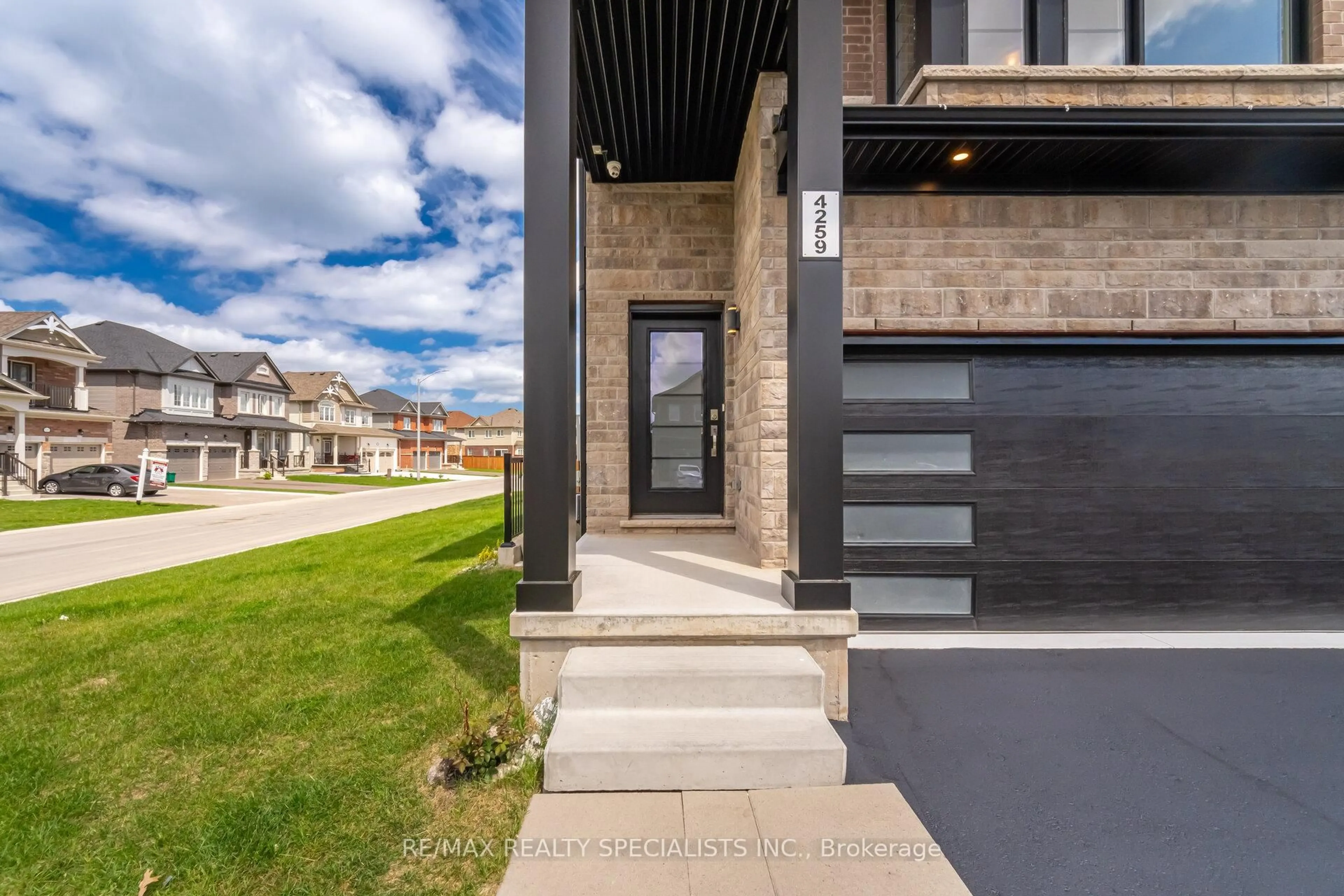 Unknown for 4259 SHUTTLEWORTH Dr, Niagara Falls Ontario L2G 3P6