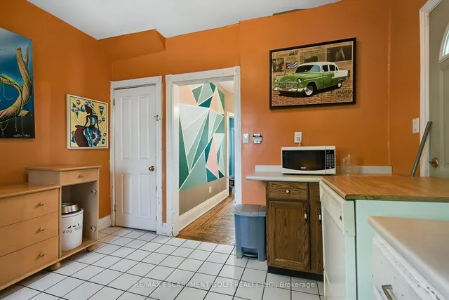 Additional property image - 466 Charlton Ave