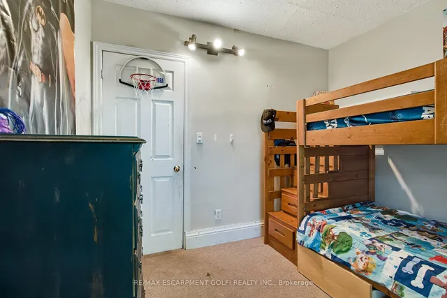 Additional property image - 466 Charlton Ave