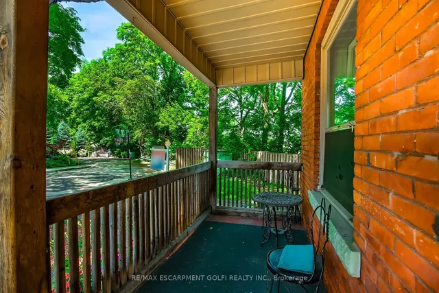 Additional property image - 466 Charlton Ave