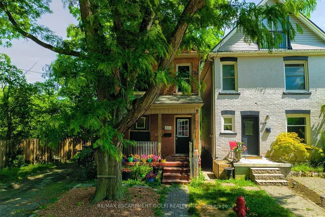Additional property image - 466 Charlton Ave