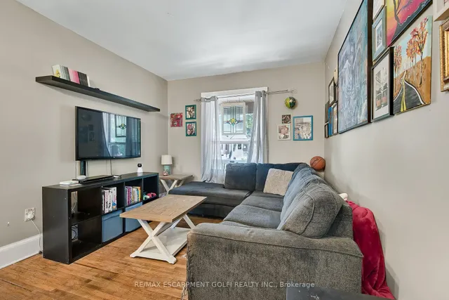 Additional property image - 466 Charlton Ave