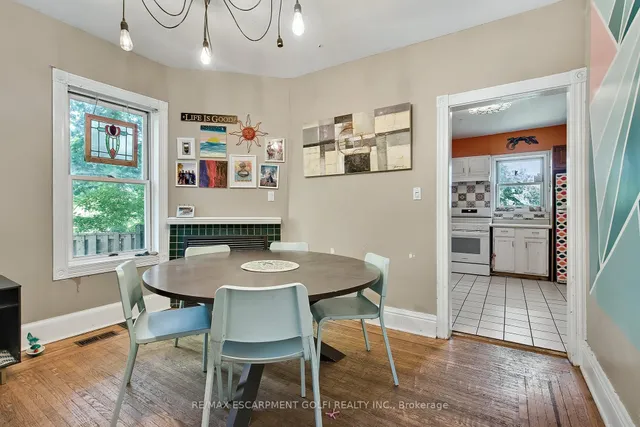 Additional property image - 466 Charlton Ave
