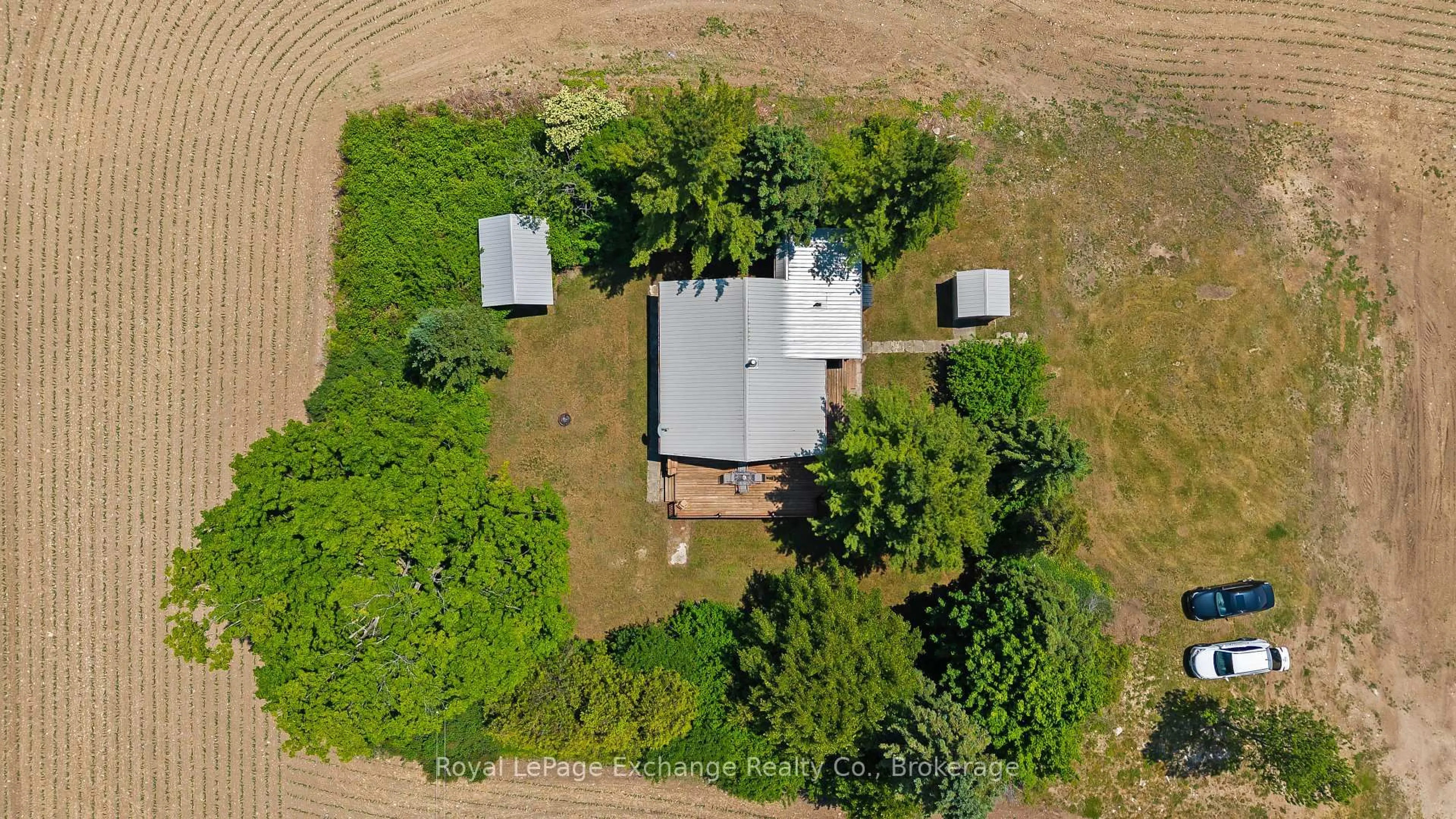 A pic from outside/outdoor area/front of a property/back of a property/a pic from drone, building for 644 Bruce Road 23 Rd, Kincardine Ontario N0G 2T0