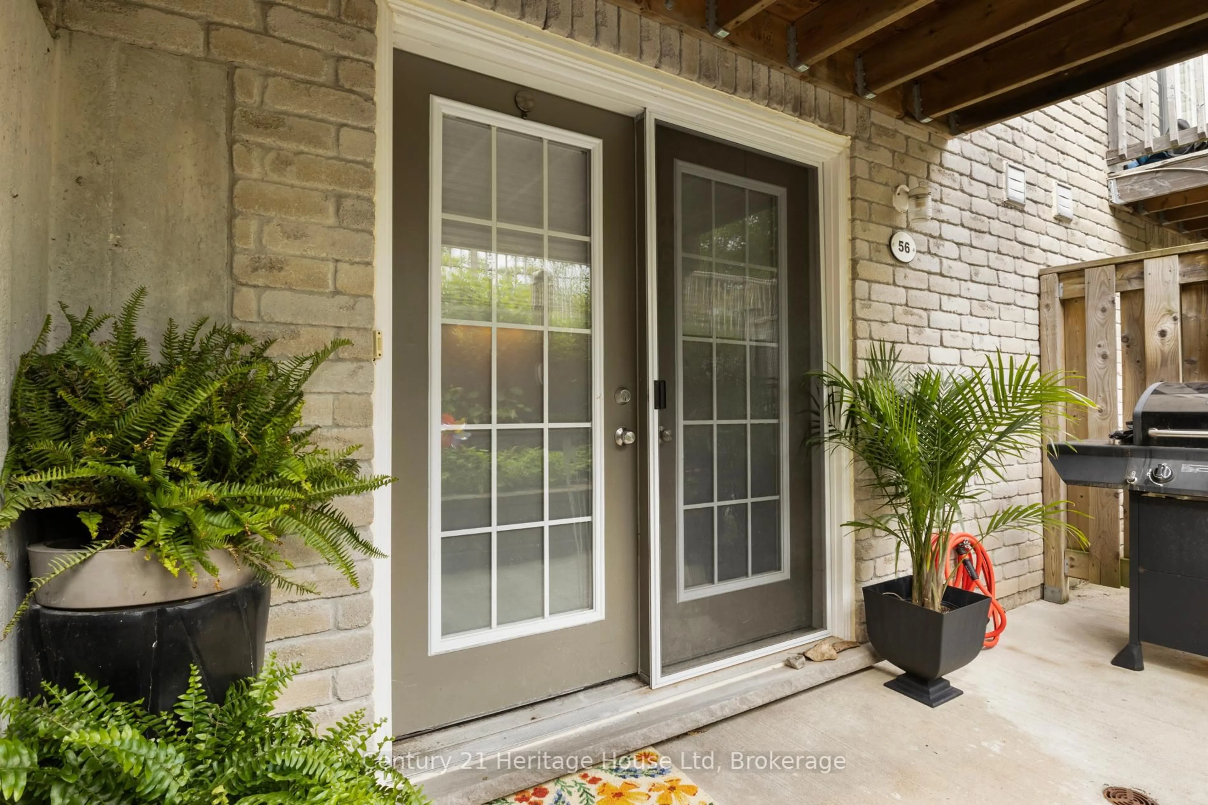 Indoor entryway for 35 Mountford Dr #56, Guelph Ontario N1E 0G6
