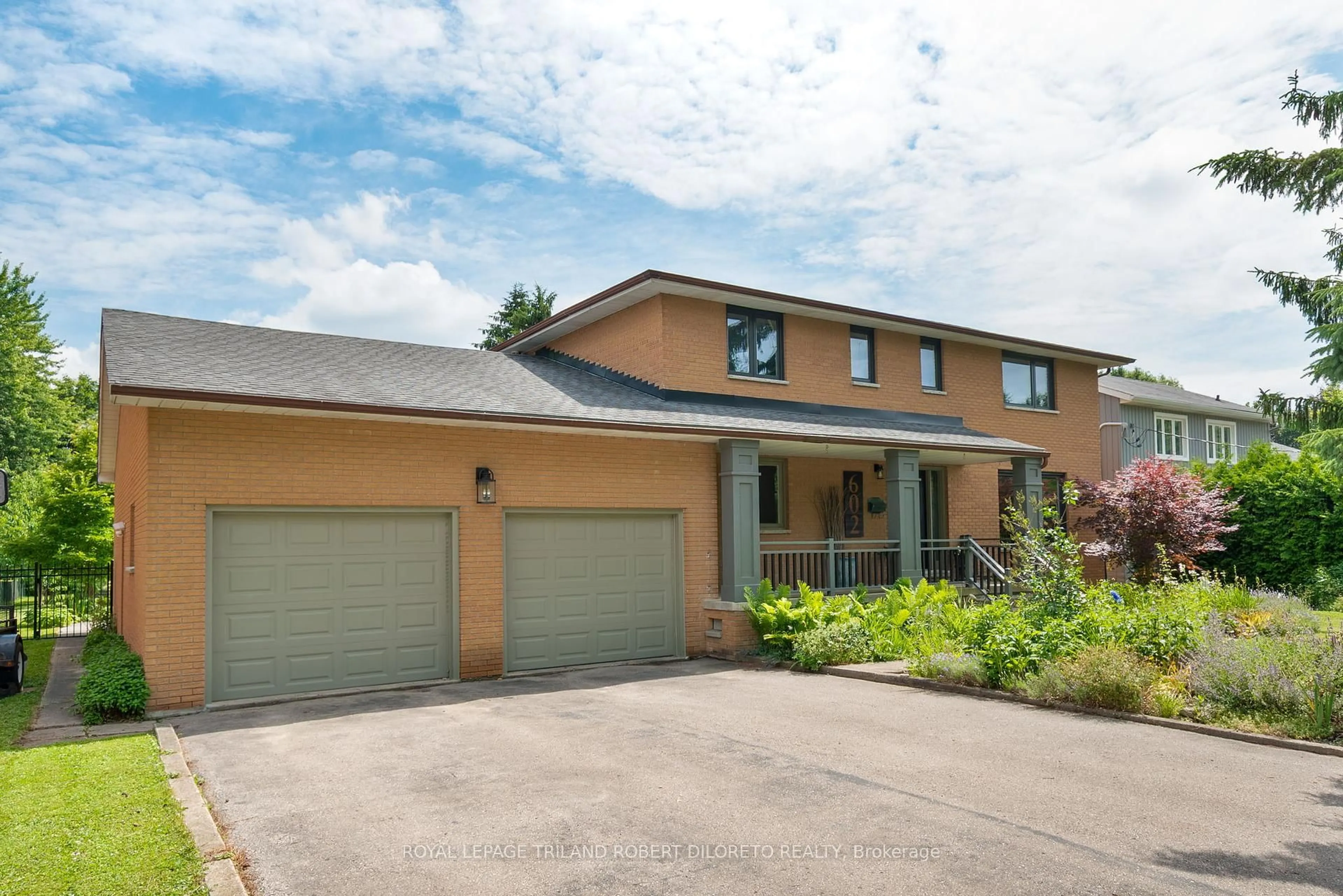 Home with brick exterior material, street for 602 Jamaica St, London South Ontario N6K 1E7