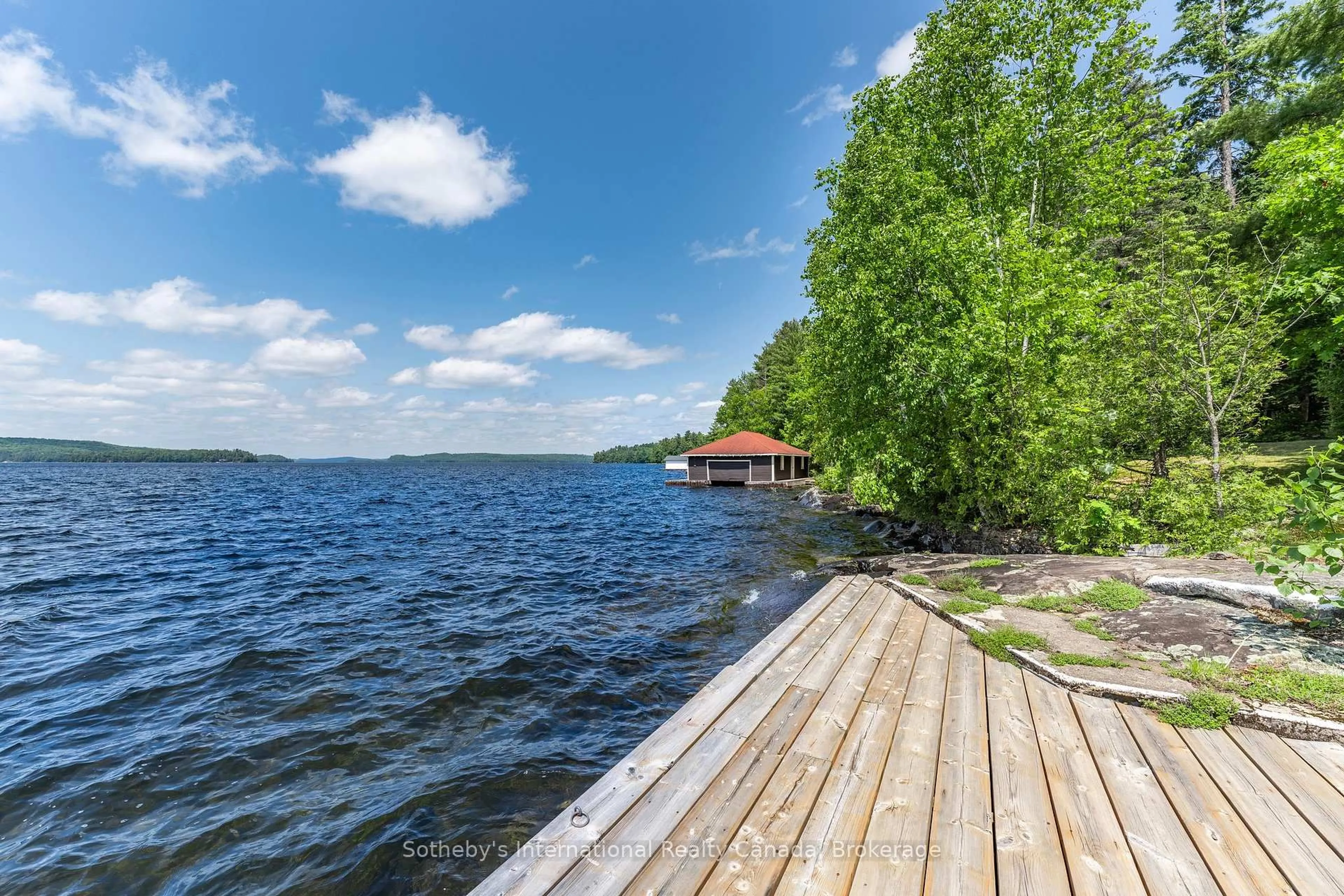 Patio, water/lake/river/ocean view for 1076 Nithgrove Rd, Lake of Bays Ontario P0B 1A0