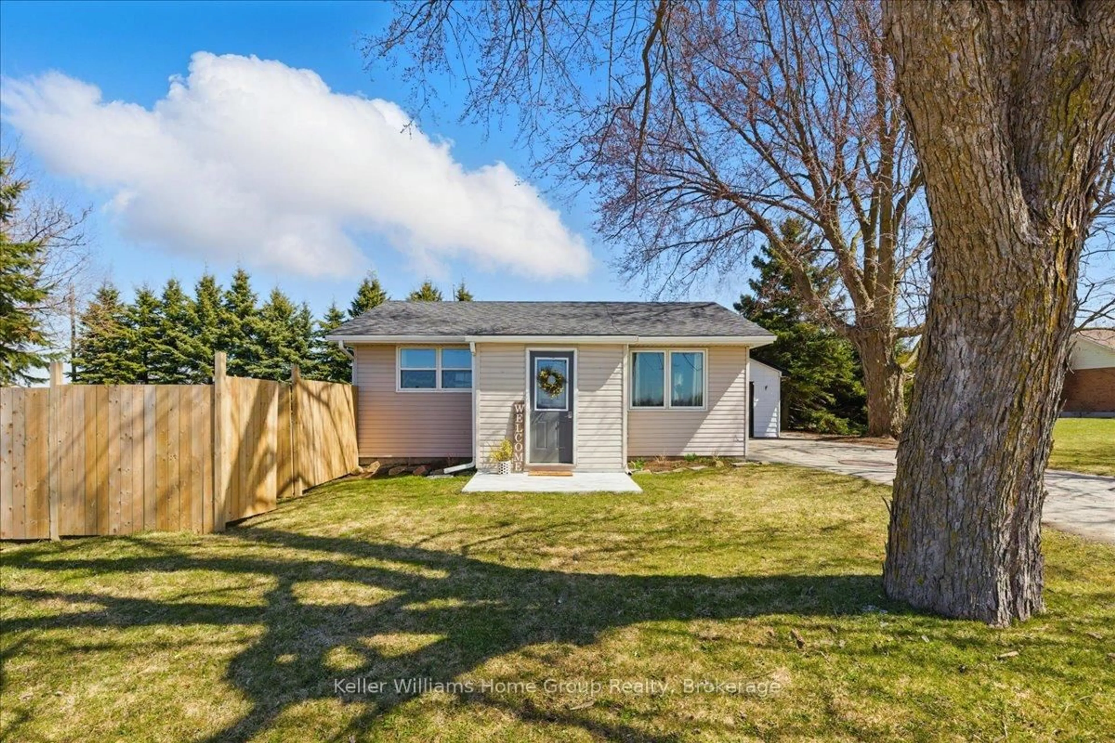Shed for 7637 Wellington 7 Rd, Mapleton Ontario N0B 1A0