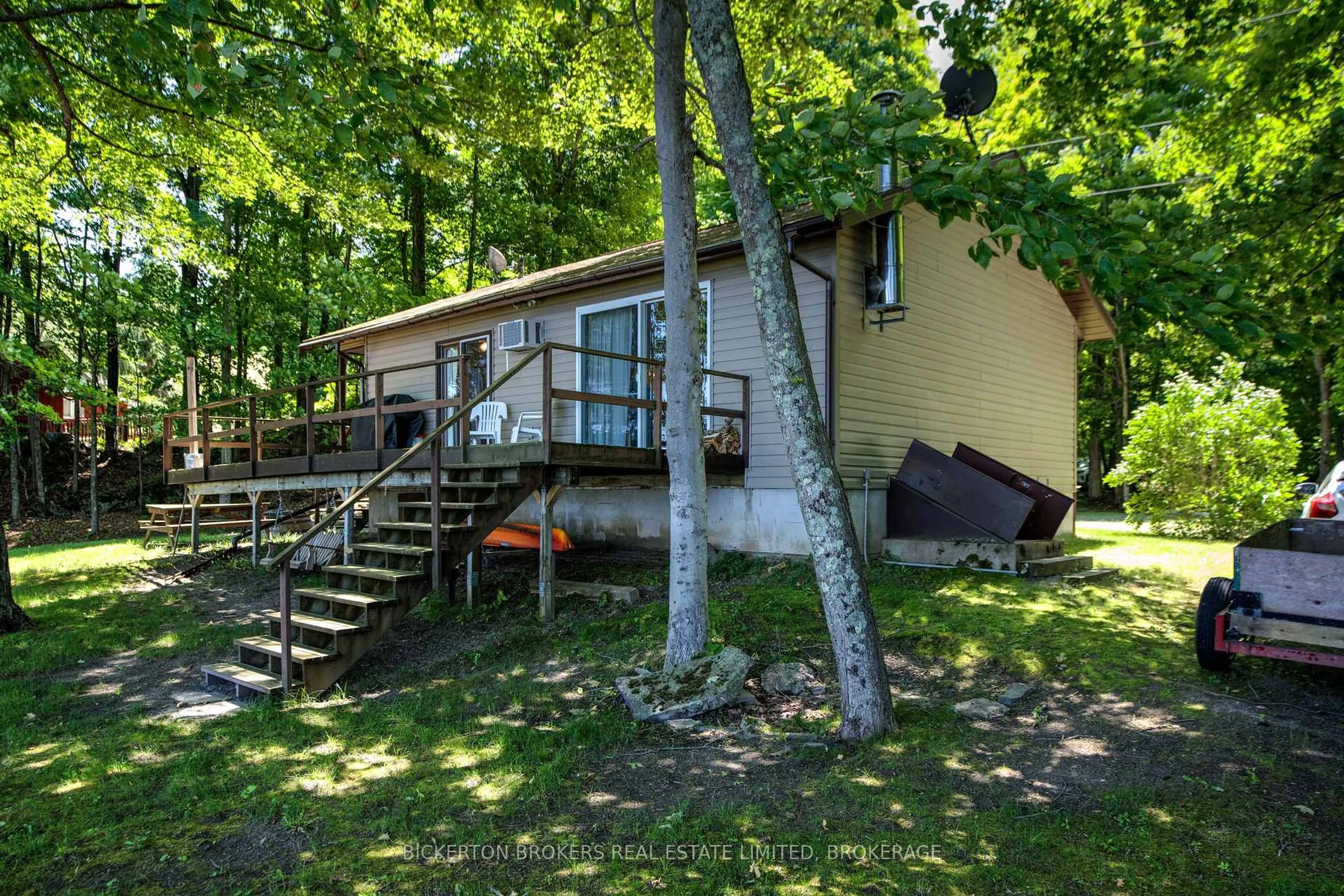 Patio, unknown for 375 Cedar Sands Roadway Rd, Rideau Lakes Ontario K0E 1N0