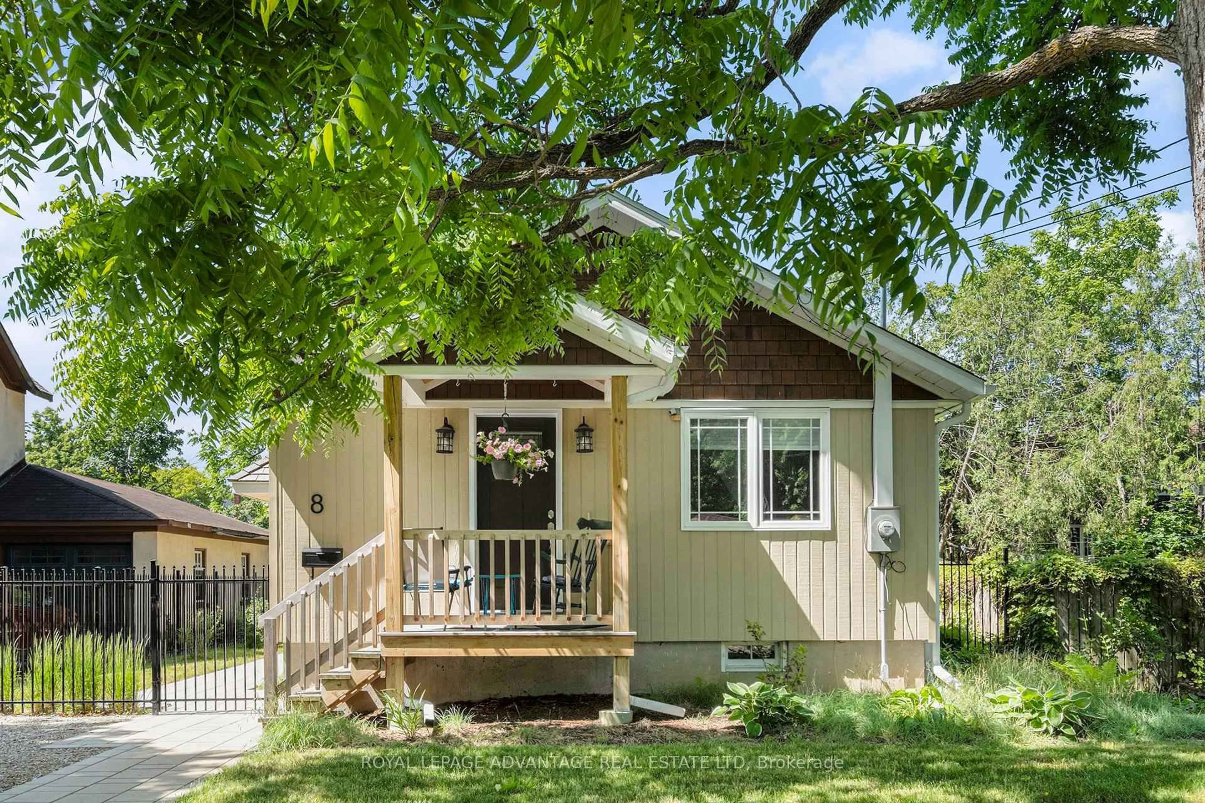 Home with vinyl exterior material, street for 8 Stewart St, Perth Ontario K7H 2M3