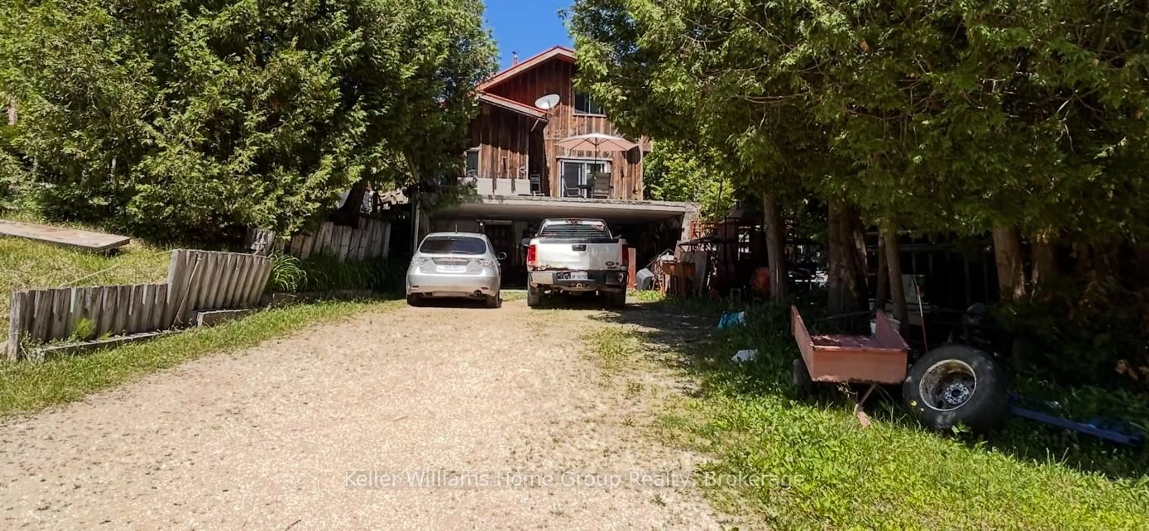 A pic from outside/outdoor area/front of a property/back of a property/a pic from drone, street for 135431 9th Line, Grey Highlands Ontario N0C 1H0