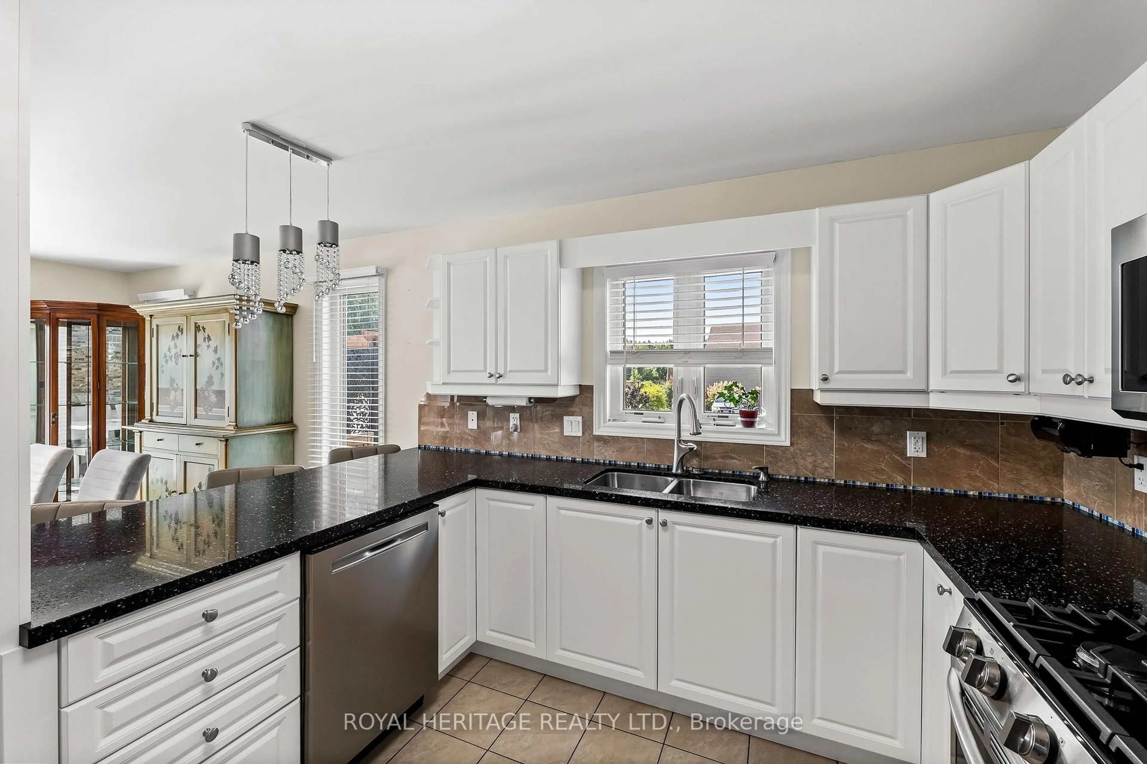 Open concept kitchen, ceramic/tile floor for 48 Ward Dr, Brighton Ontario K0K 1H0