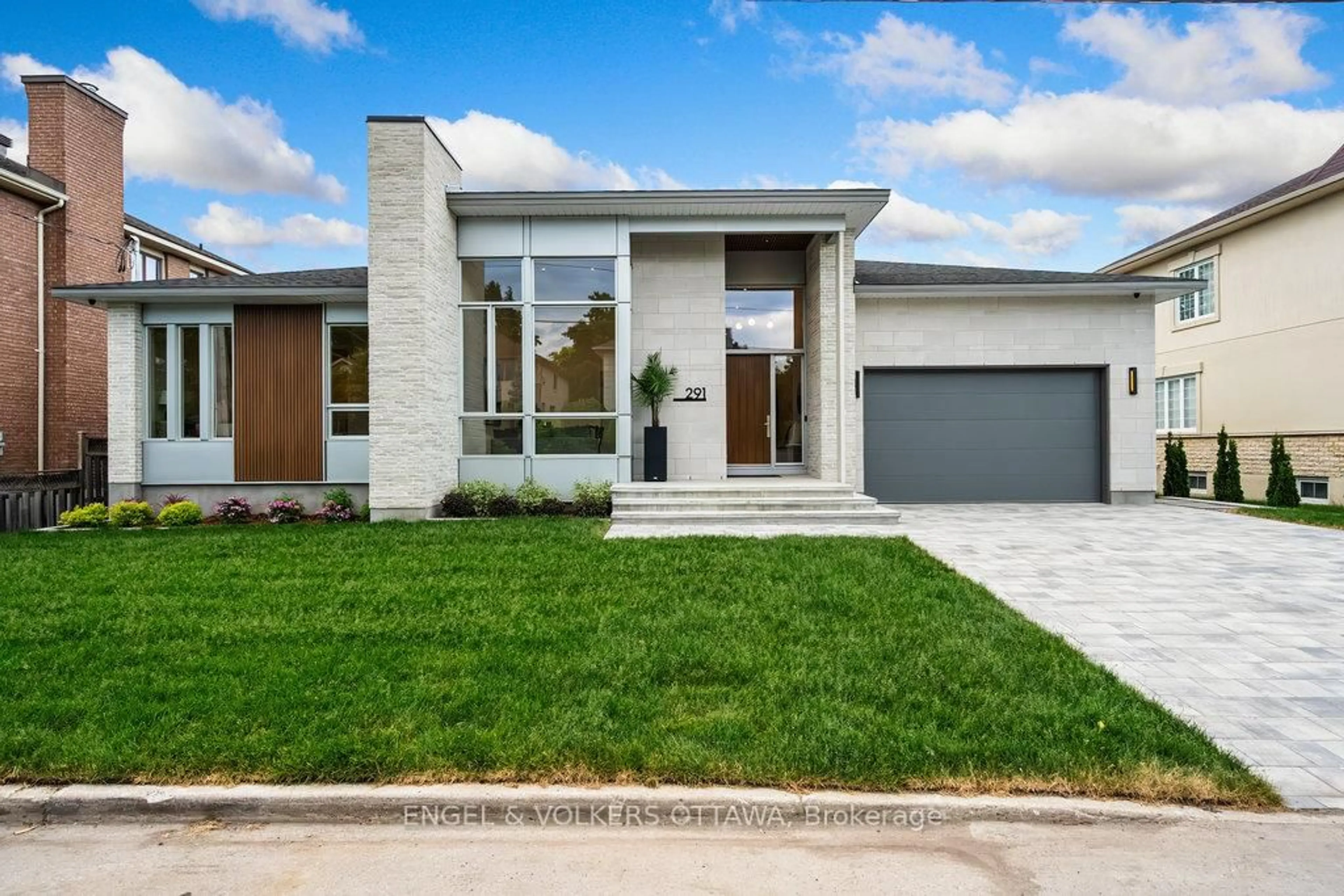 Home with brick exterior material, street for 291 Billings Ave, Ottawa Ontario K1H 5L2