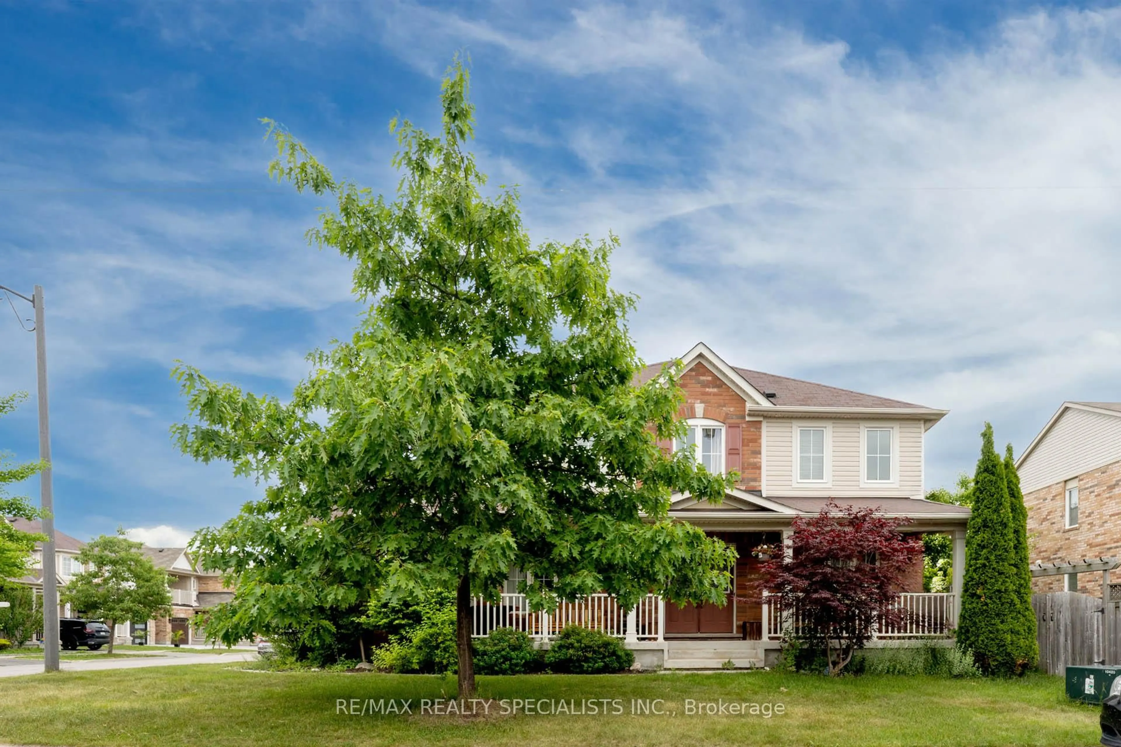 Home with brick exterior material, unknown for 149 Holland Circ, Cambridge Ontario N3C 0E2