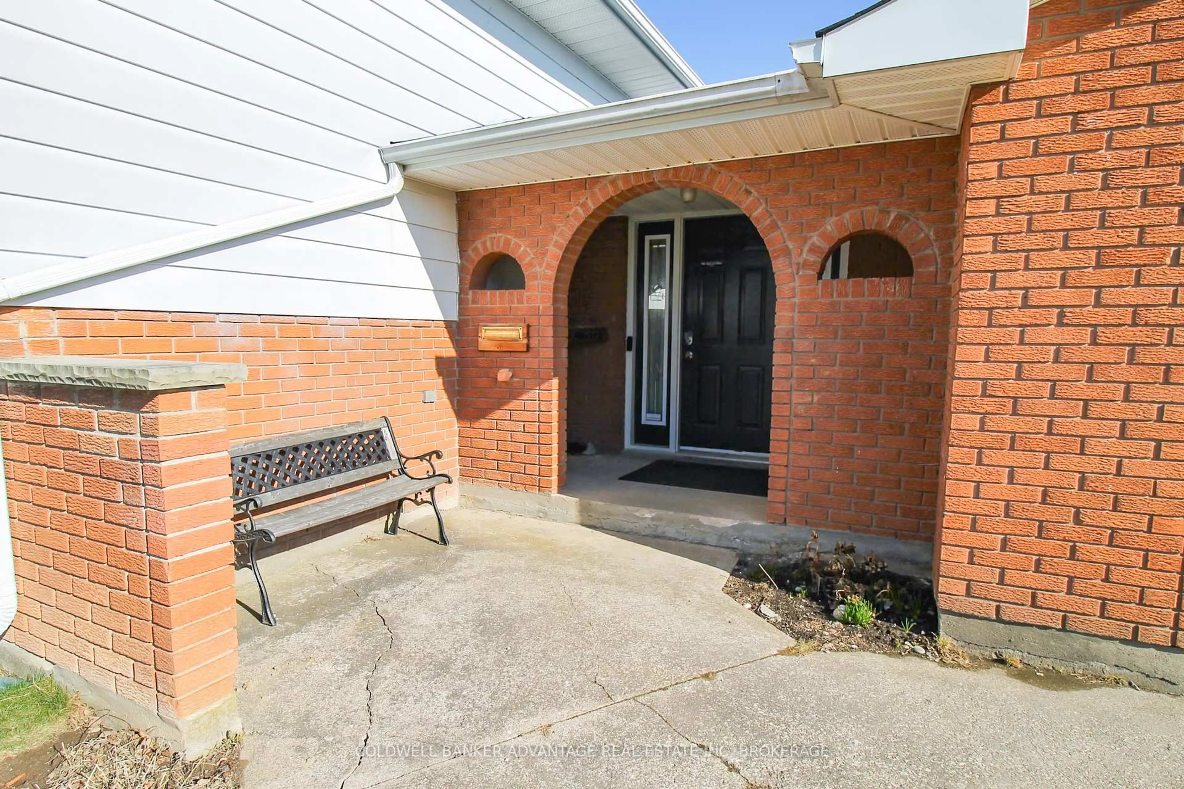 Unknown for 36 Wellbrook Blvd, Welland Ontario L3C 5T4