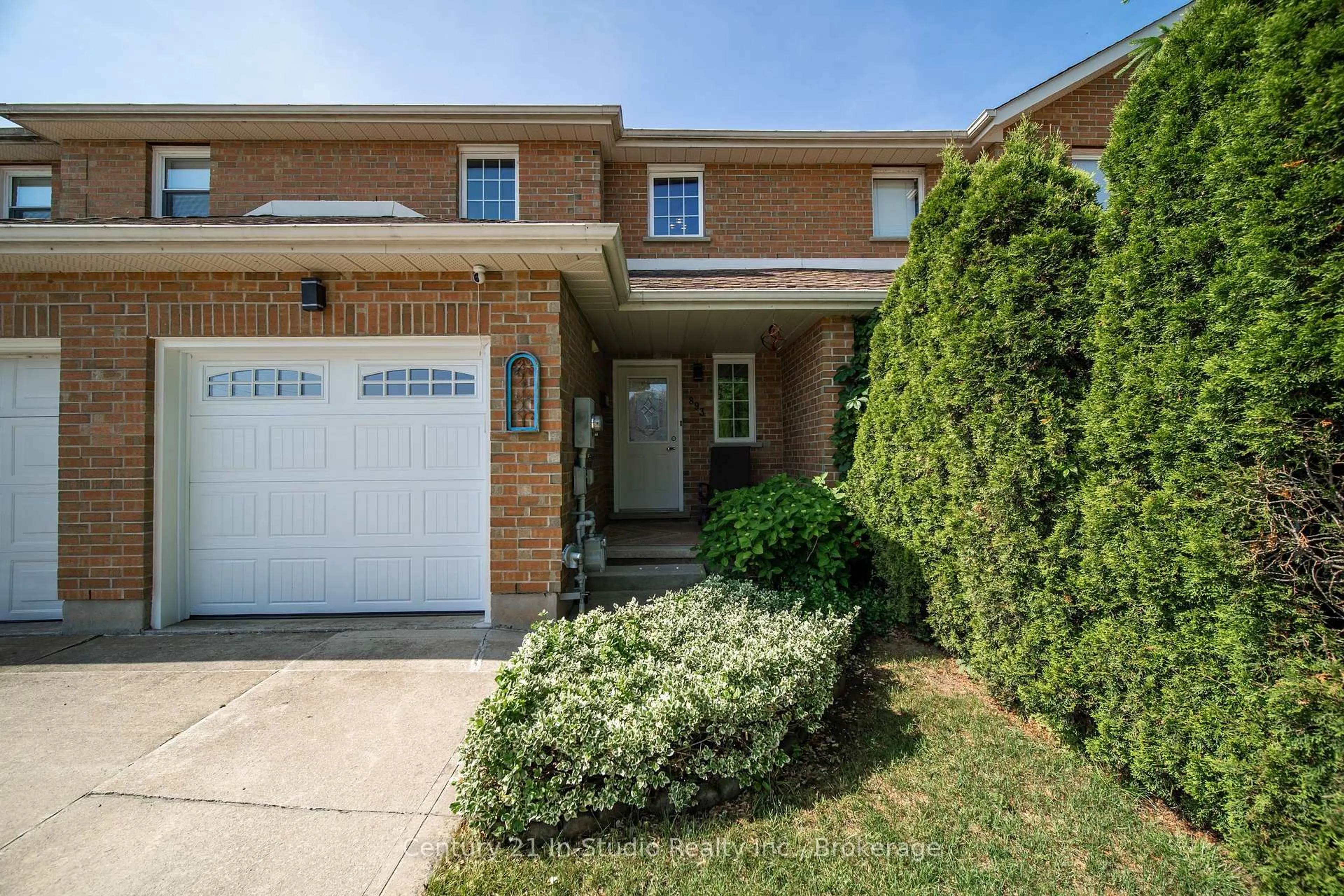 Home with brick exterior material, street for 893 25th A St, Owen Sound Ontario N4K 6W6