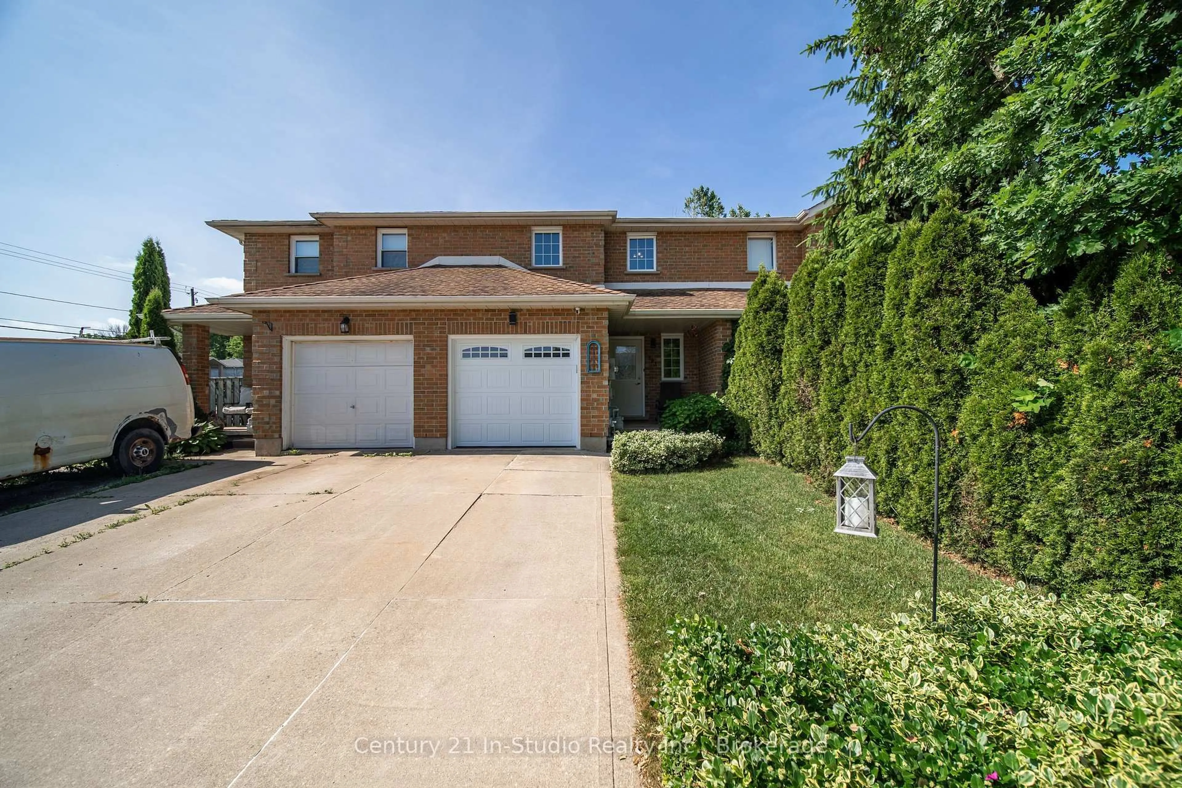 Home with brick exterior material, street for 893 25th A St, Owen Sound Ontario N4K 6W6