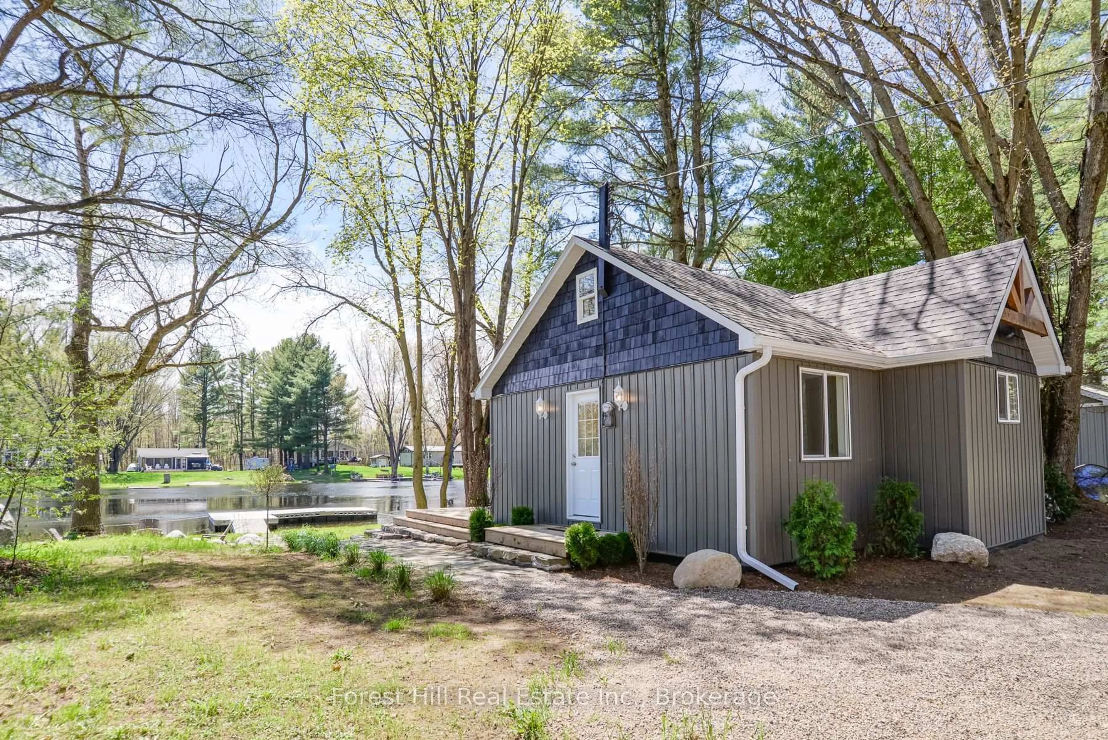 Shed for 1036 BAGLEY Rd, Gravenhurst Ontario P0E 1N0