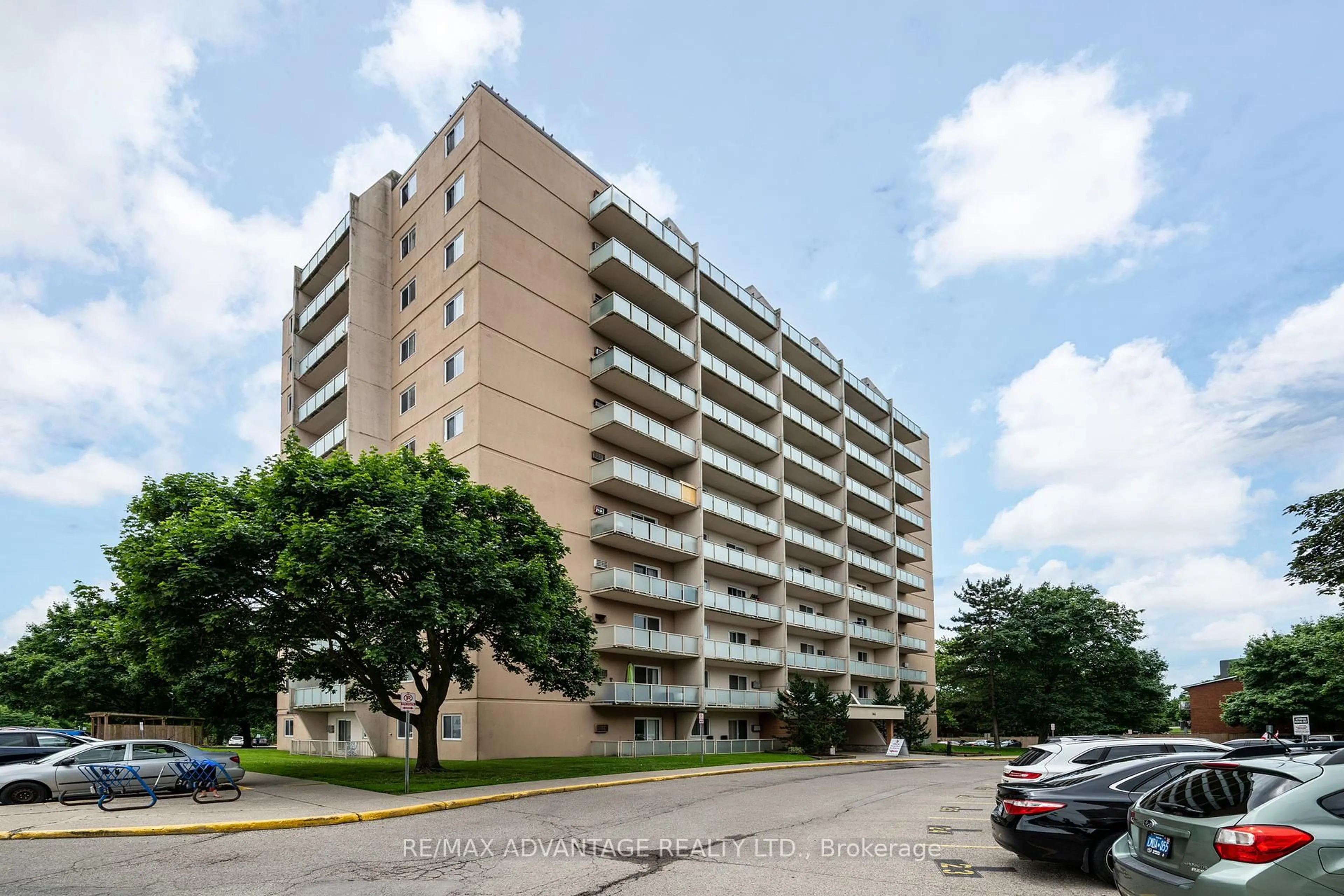 Unknown for 563 Mornington Ave #806, London East Ontario N5Y 4T8