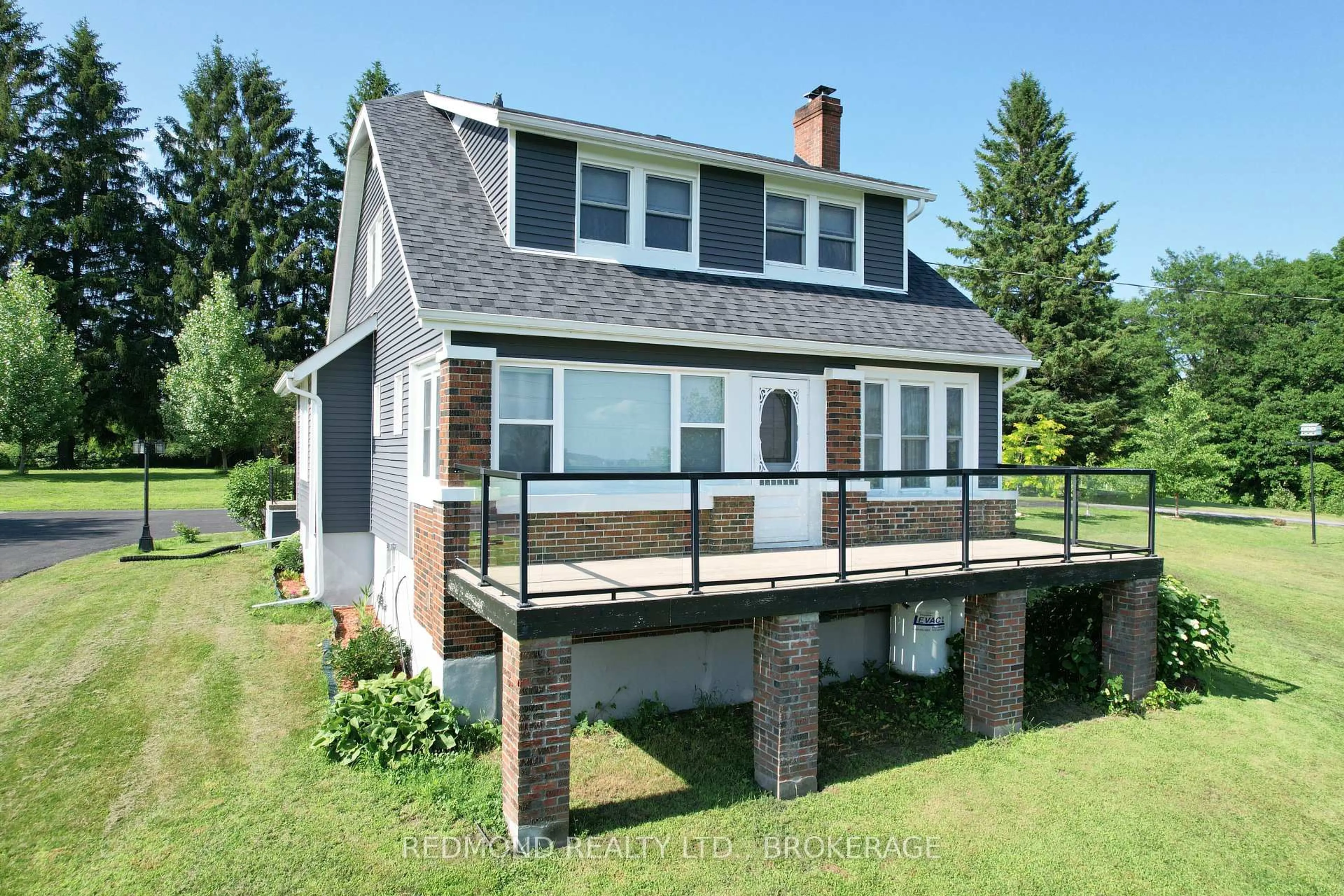 Home with brick exterior material, water/lake/river/ocean view for 4682 County Road 2 Rd, Front of Leeds & Seeleys Bay Ontario K7G 2V5