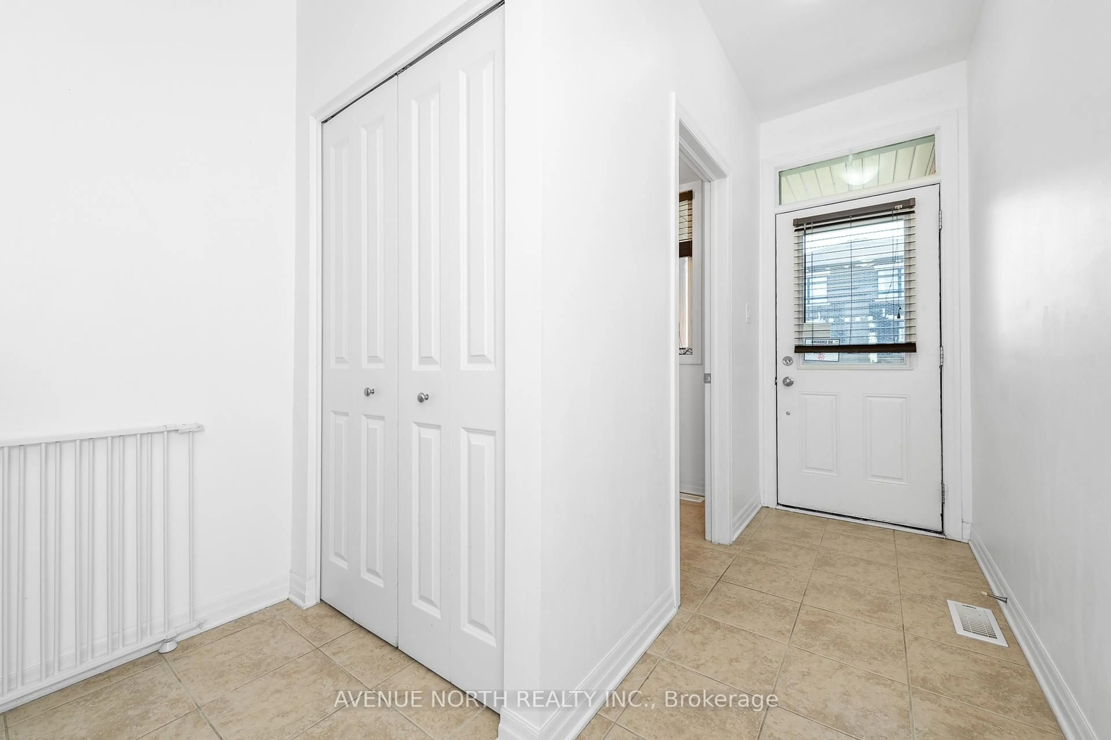 Unknown for 134 Fairweather St, Ottawa Ontario K1T 0L1