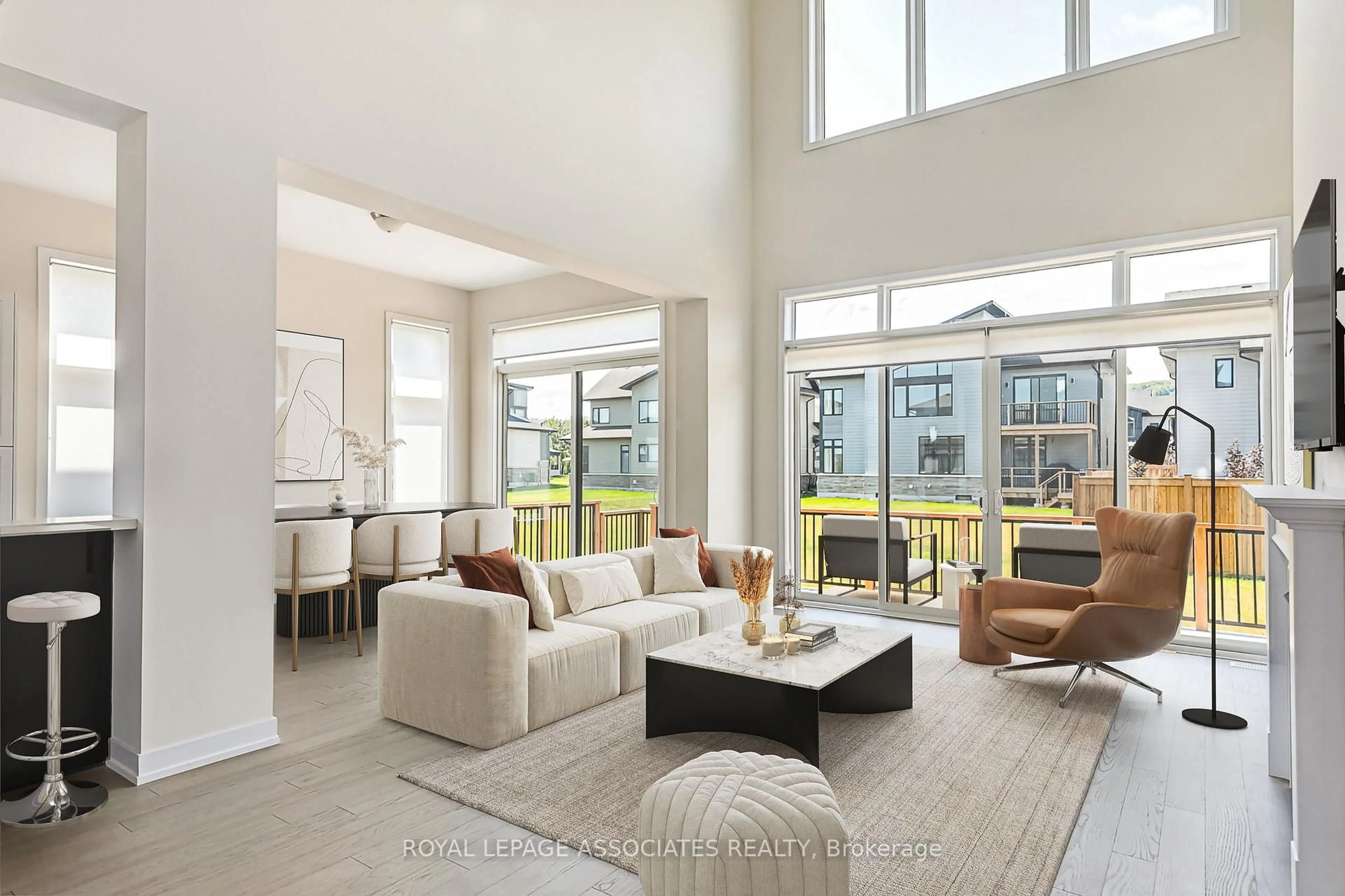 Living room with furniture, unknown for 111 Cattail Cres, Blue Mountains Ontario L9Y 5J6