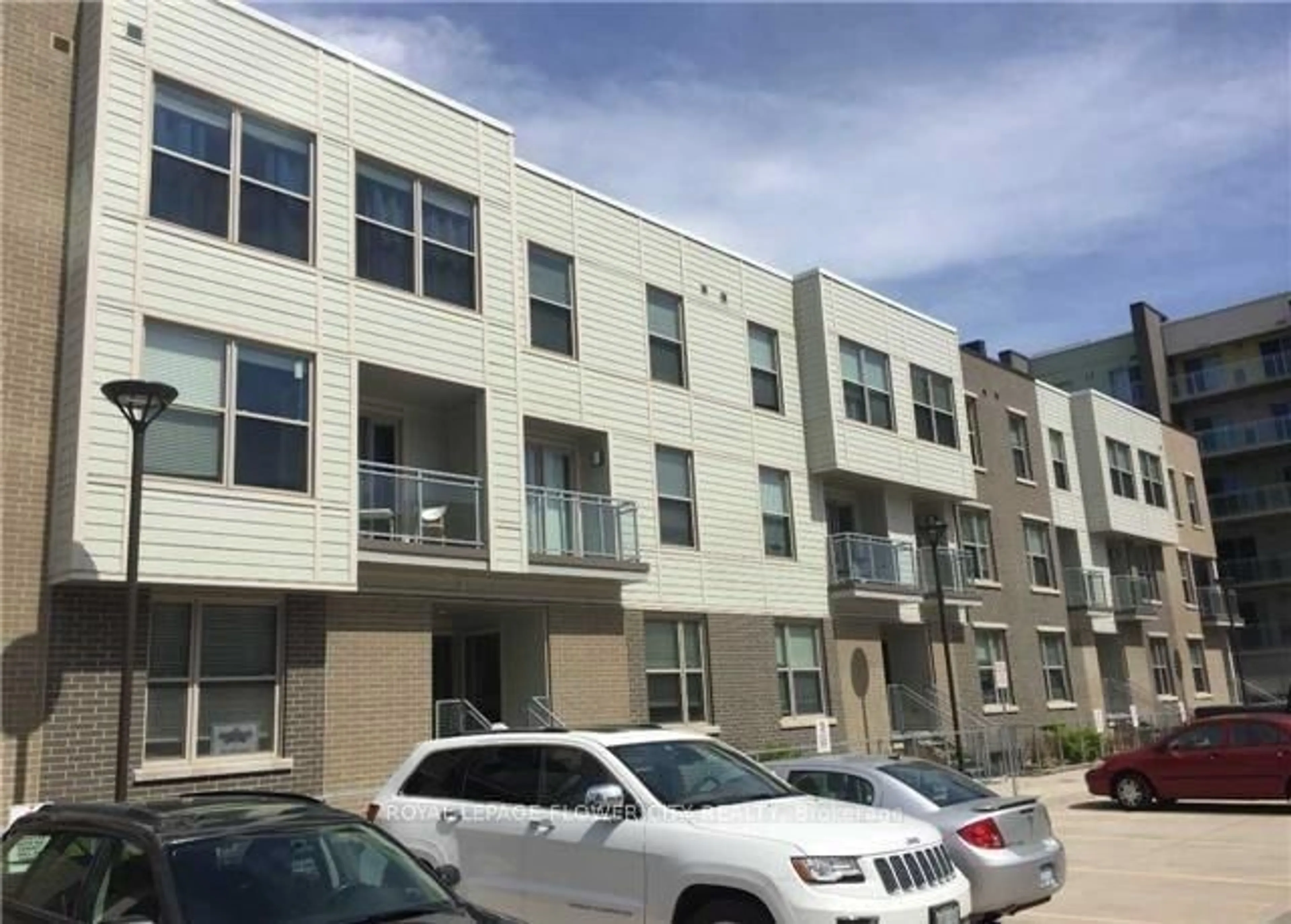 Unknown for 62 Balsam St #T211, Waterloo Ontario N2L 3H2