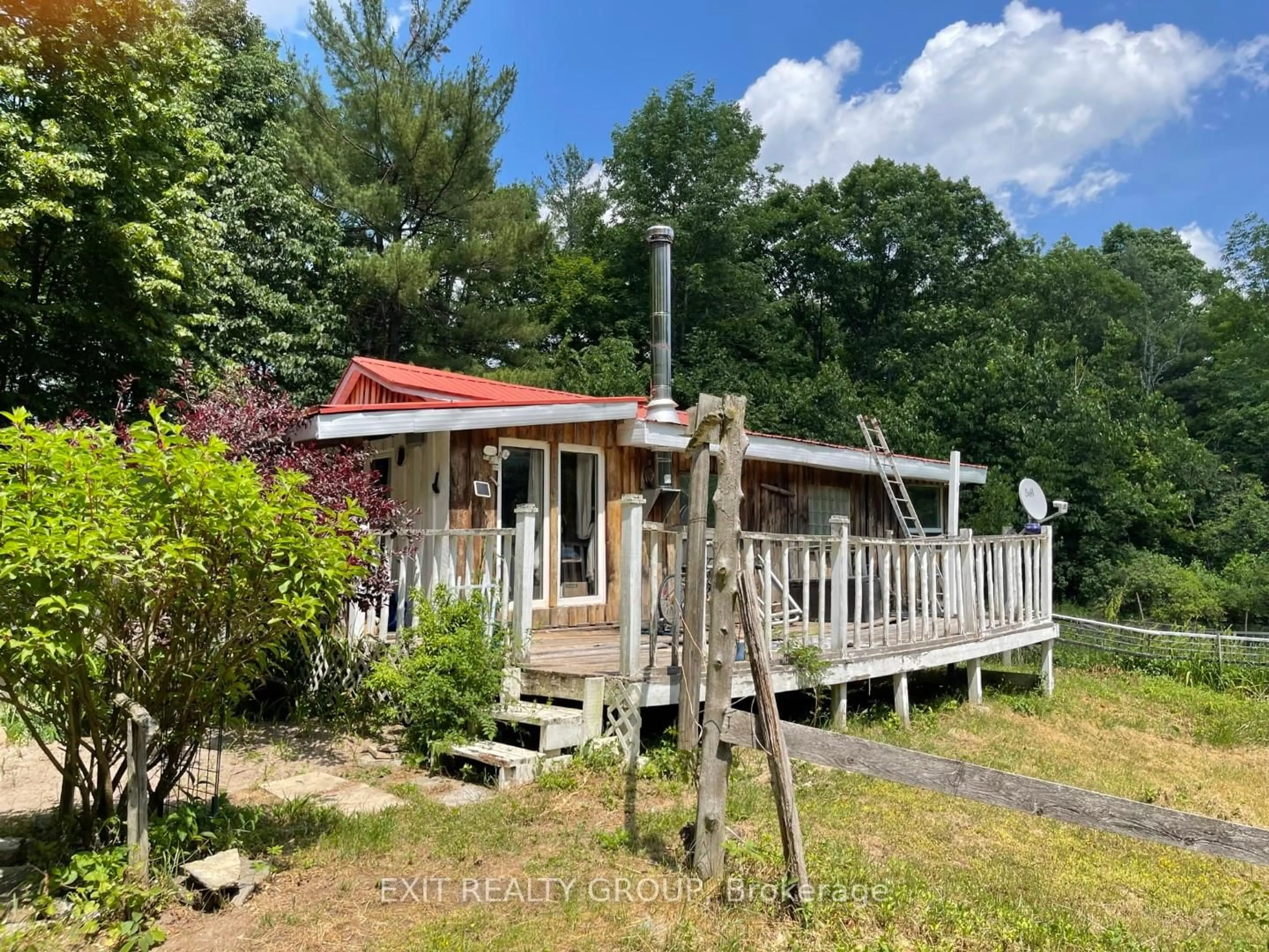 A pic from outside/outdoor area/front of a property/back of a property/a pic from drone, unknown for 486 Shanick Rd, Limoges Ontario K0K 2M0