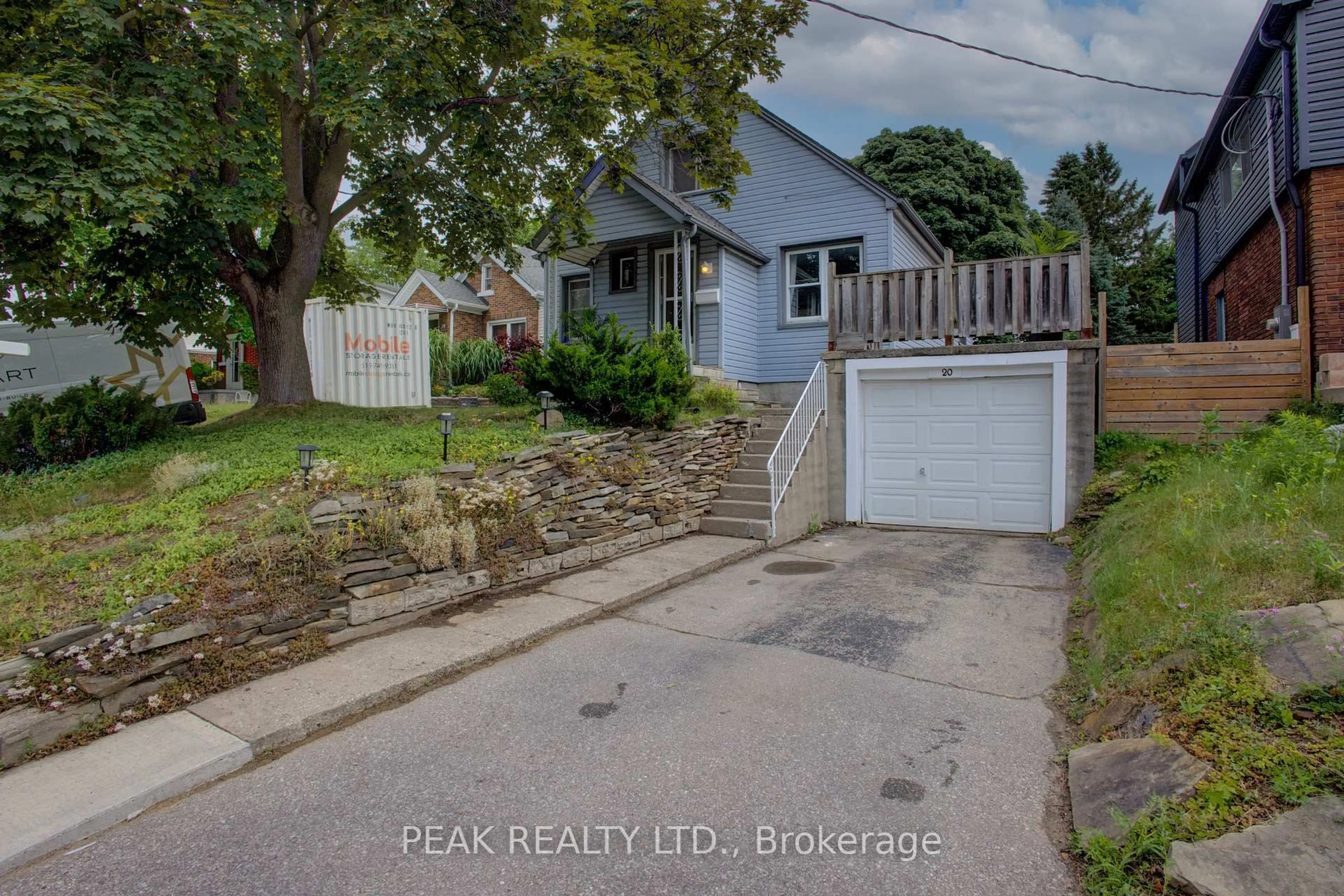 A pic from outside/outdoor area/front of a property/back of a property/a pic from drone, street for 20 Dunham Ave, Kitchener Ontario N2H 2A1