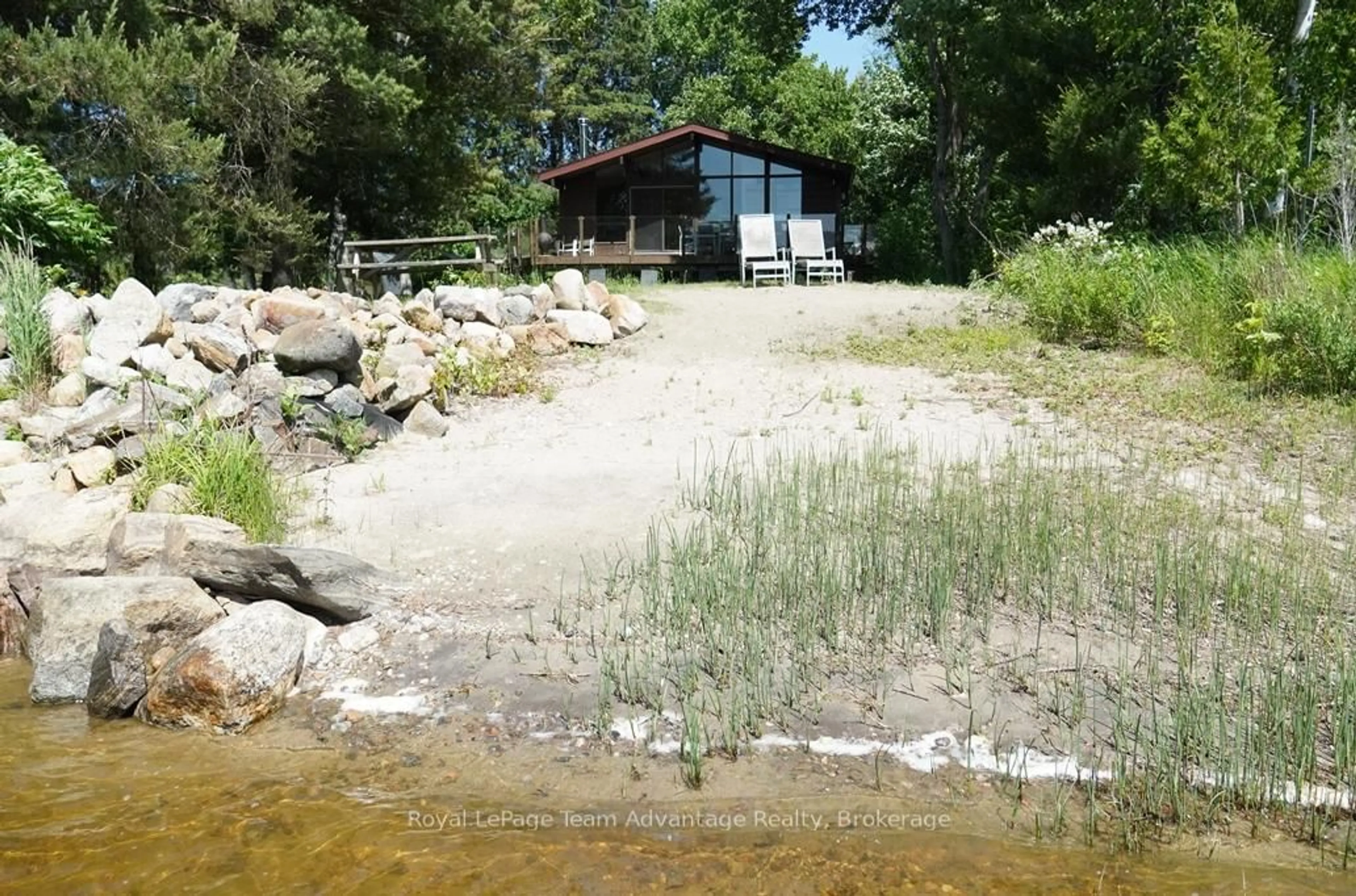 Shed for 16 Leaside Dr, The Archipelago Ontario P0G 1G0