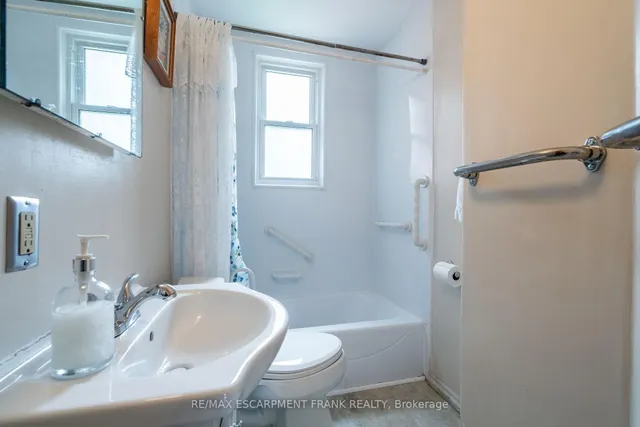 Additional property image - 209 EAST 13TH St