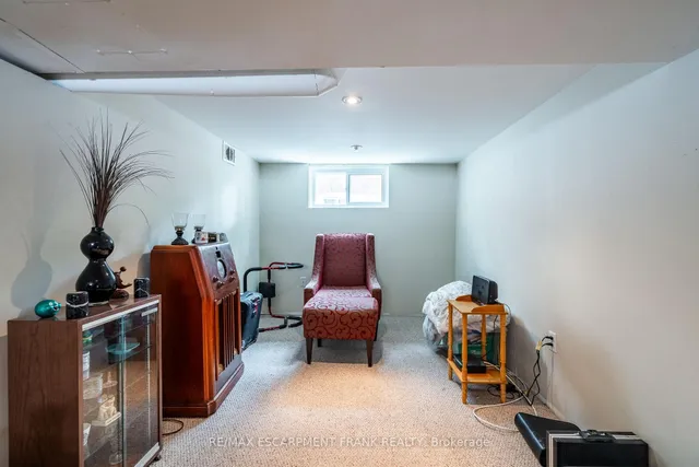 Additional property image - 209 EAST 13TH St