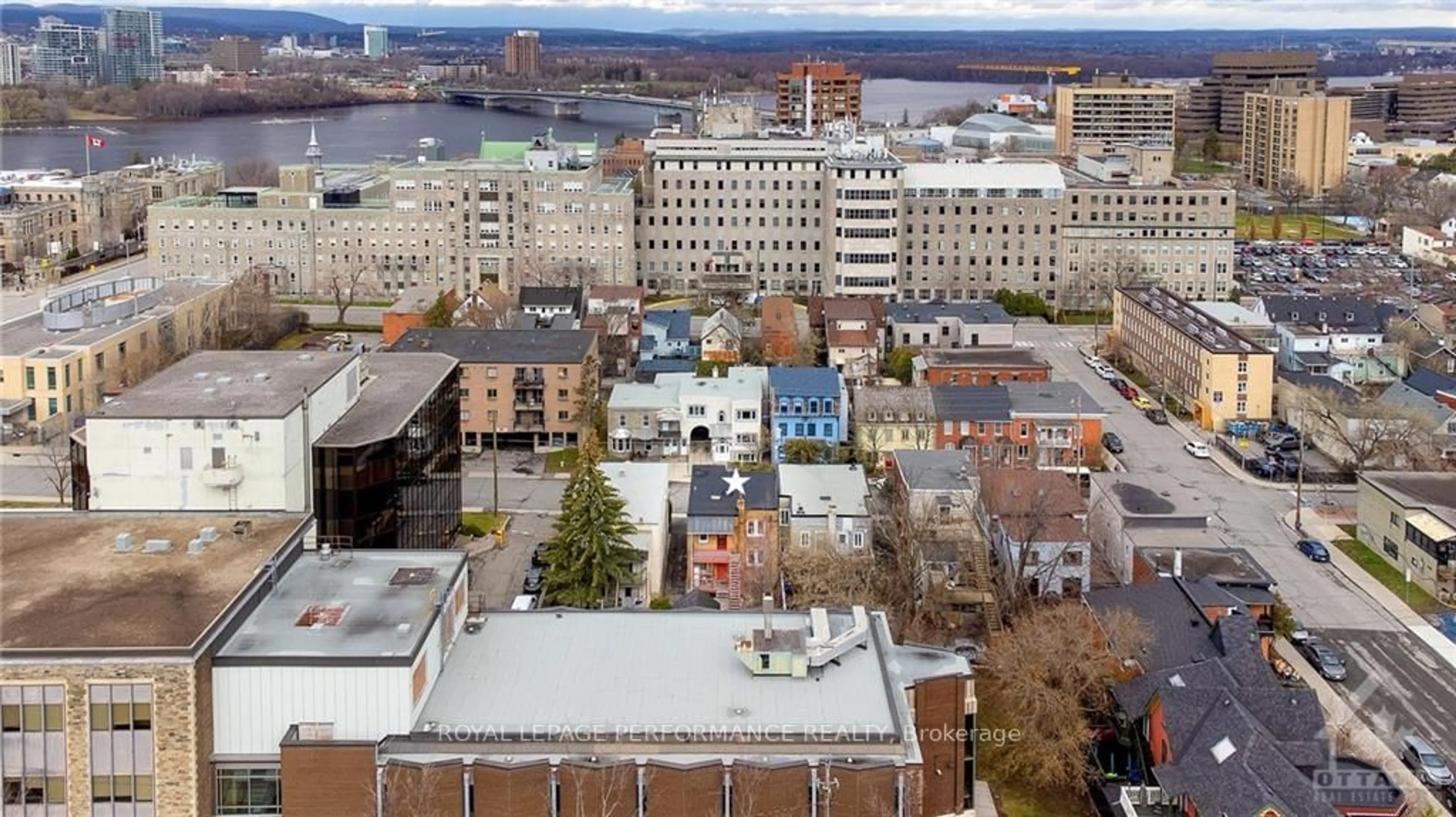 A pic from outside/outdoor area/front of a property/back of a property/a pic from drone, city buildings view from balcony for 46 St Andrew St, Ottawa Ontario K1N 5E9