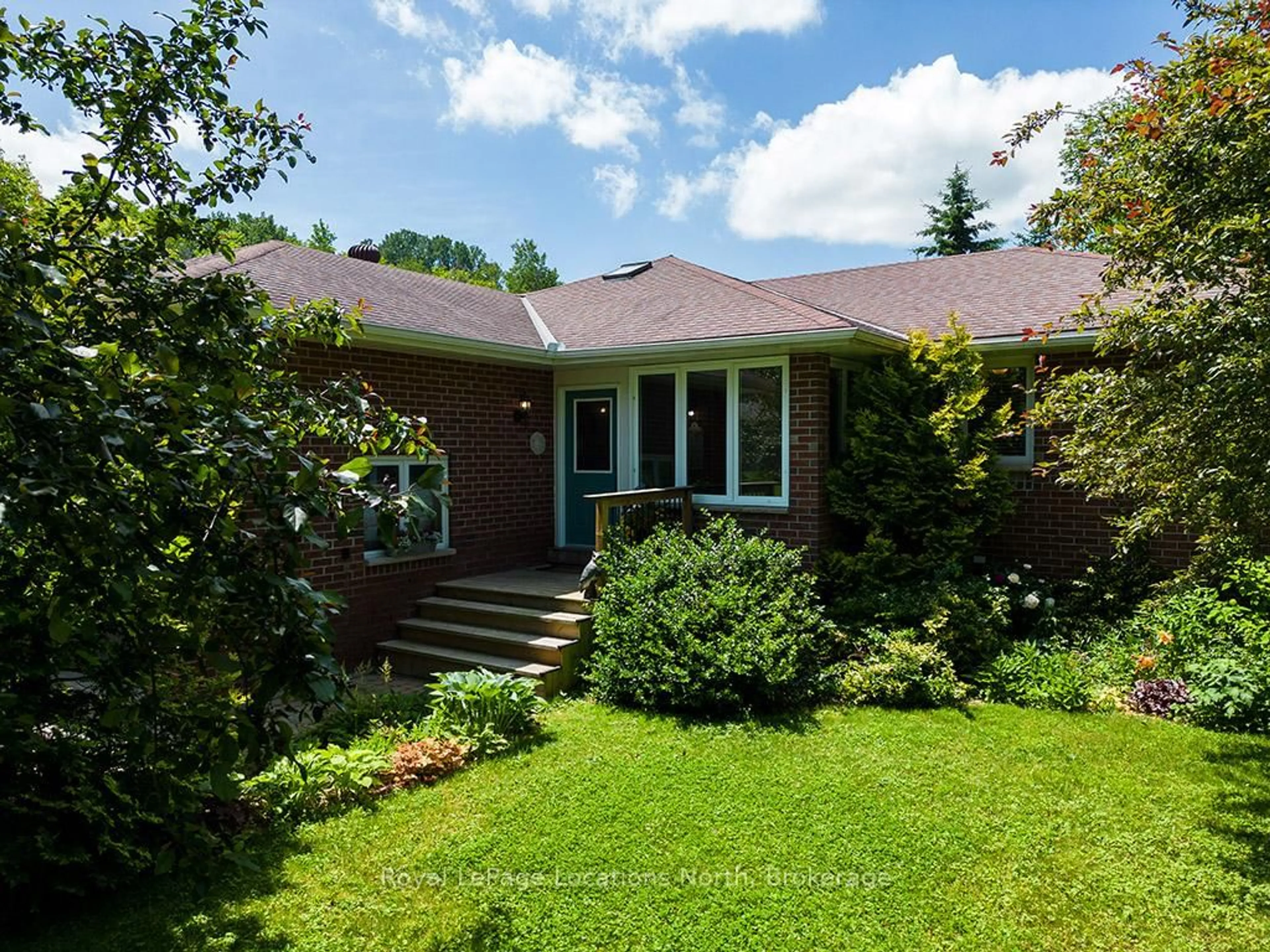 Home with brick exterior material, unknown for 85 Pollard Dr, Meaford Ontario N4L 1A7