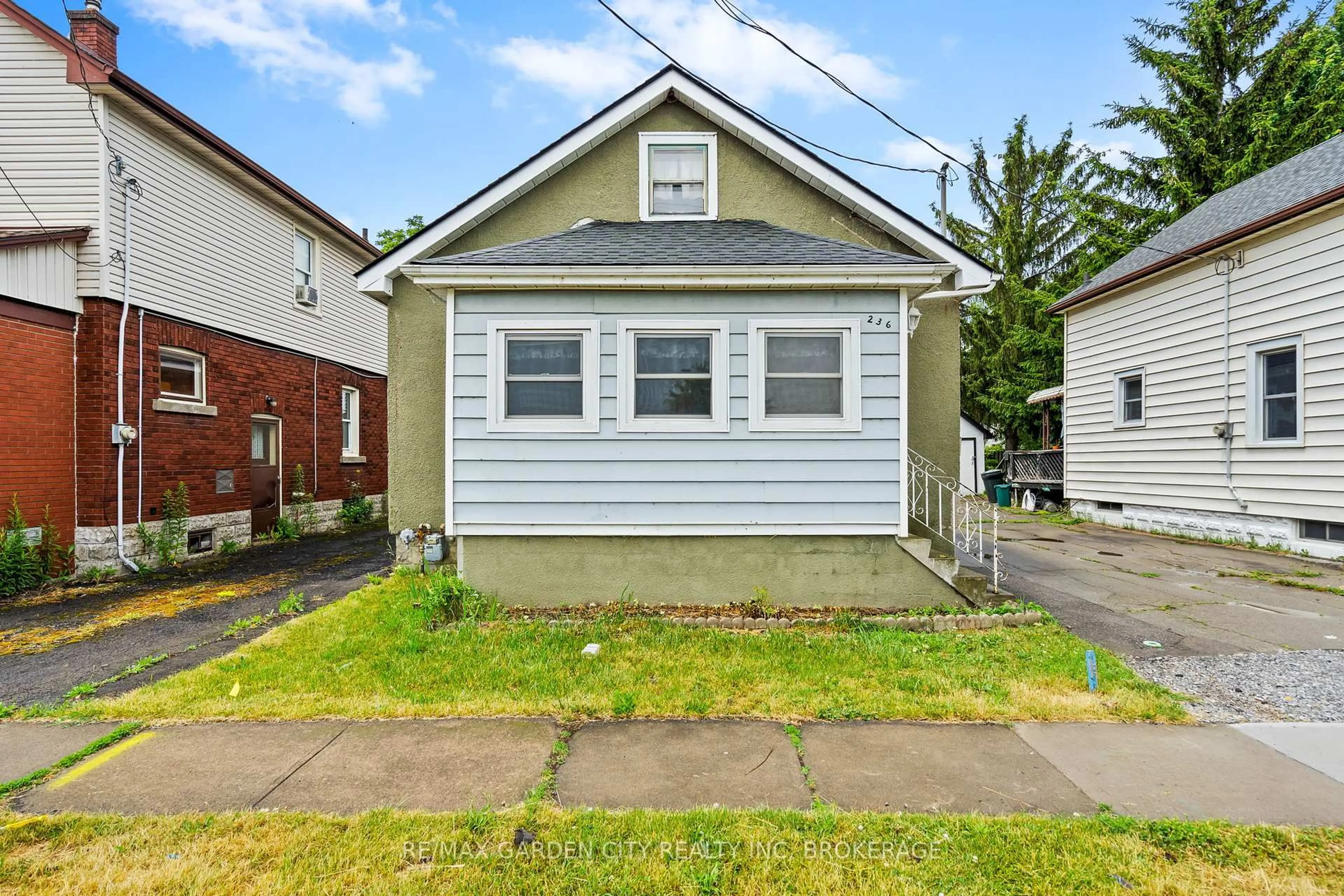 Unknown for 236 Davis St, Port Colborne Ontario L3K 1Z3