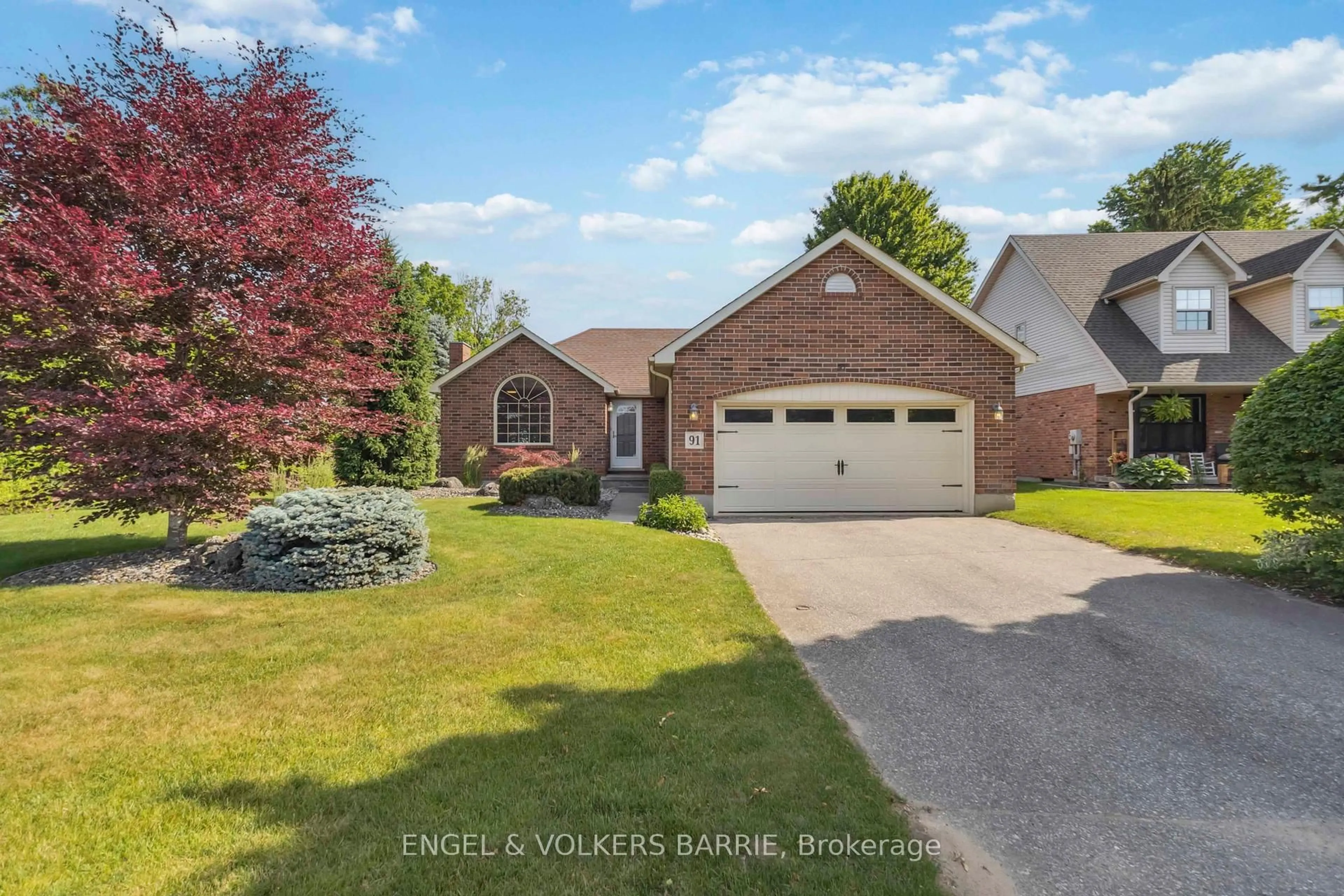 Home with brick exterior material, street for 91 Parkview Dr, Strathroy Caradoc Ontario N7G 4A3